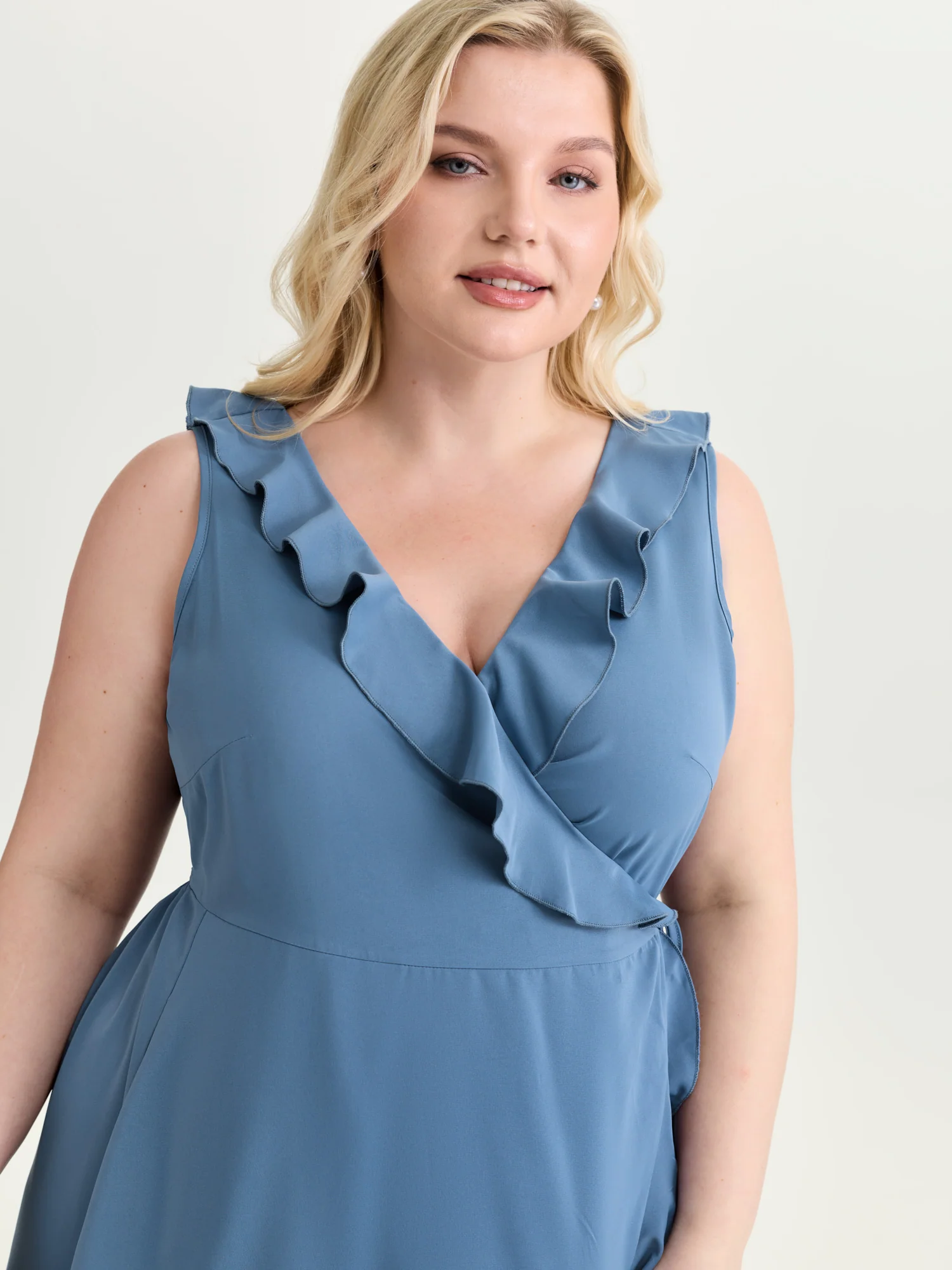 Ruffled Edge Layered Hem Midi Dress - Image 2