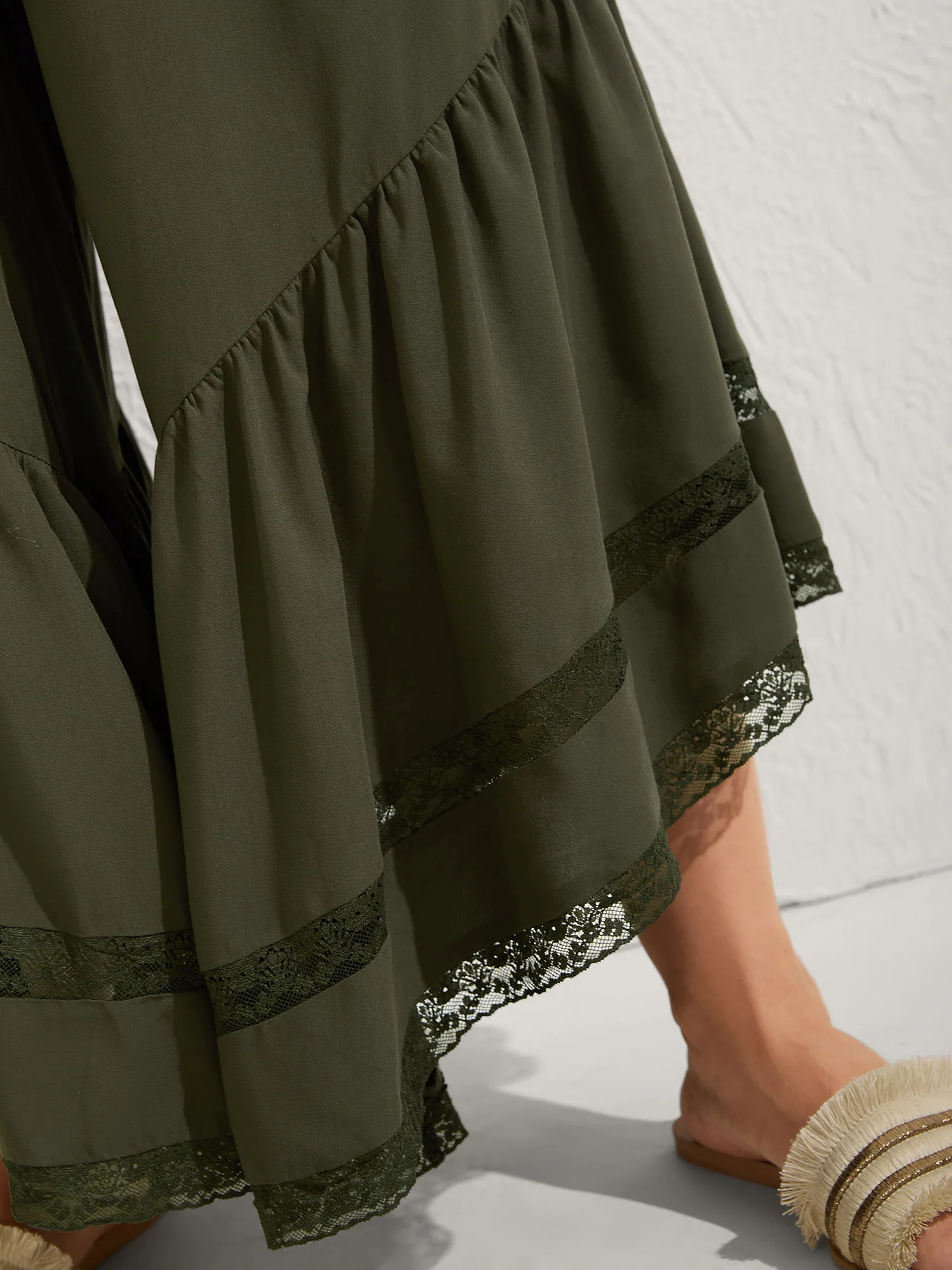 Ruffled Lace Hem Wide-Leg Pants - Image 2