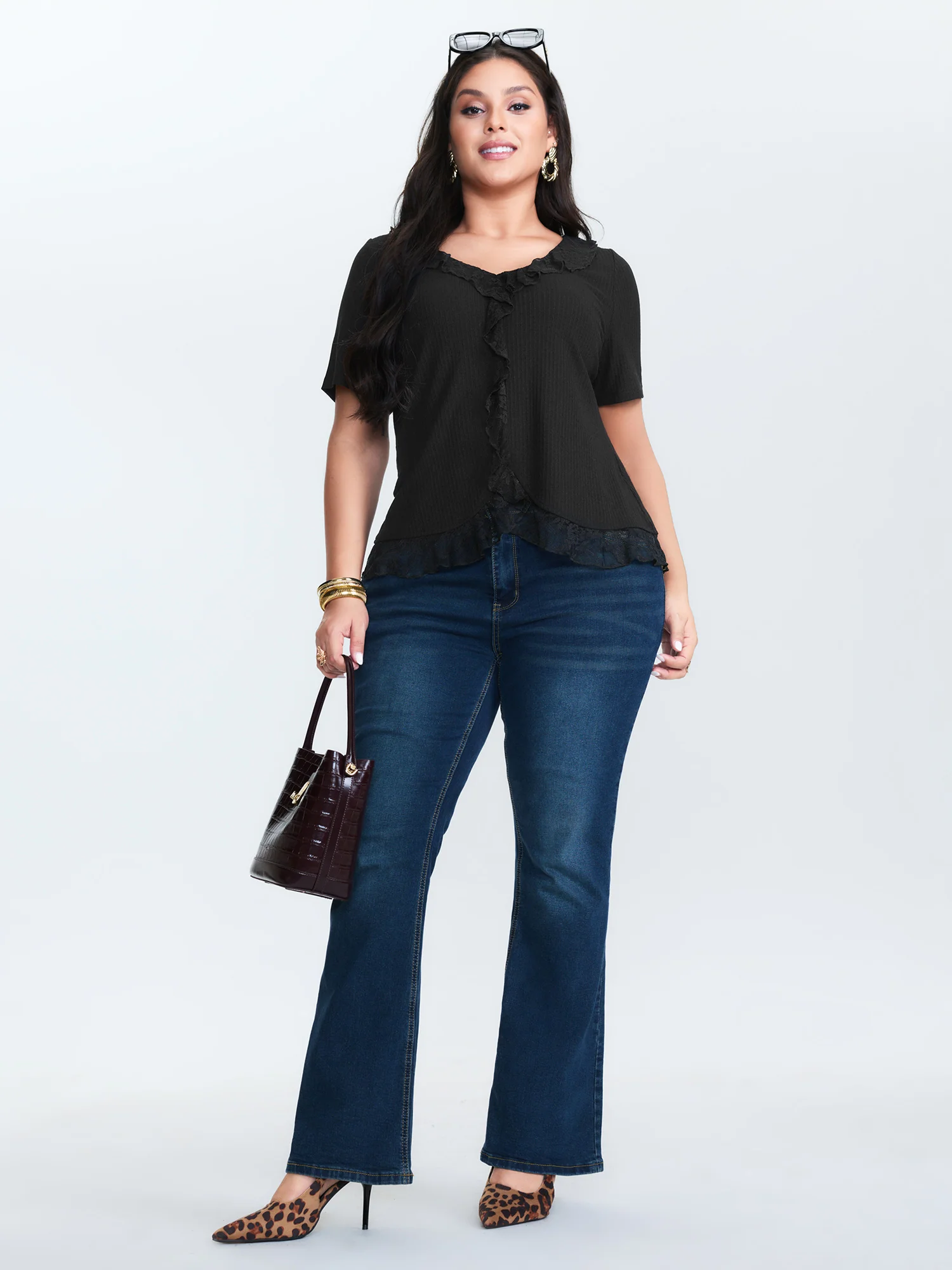 Ruffled Lace Textured Curvy Hem Jersey Top - Image 3
