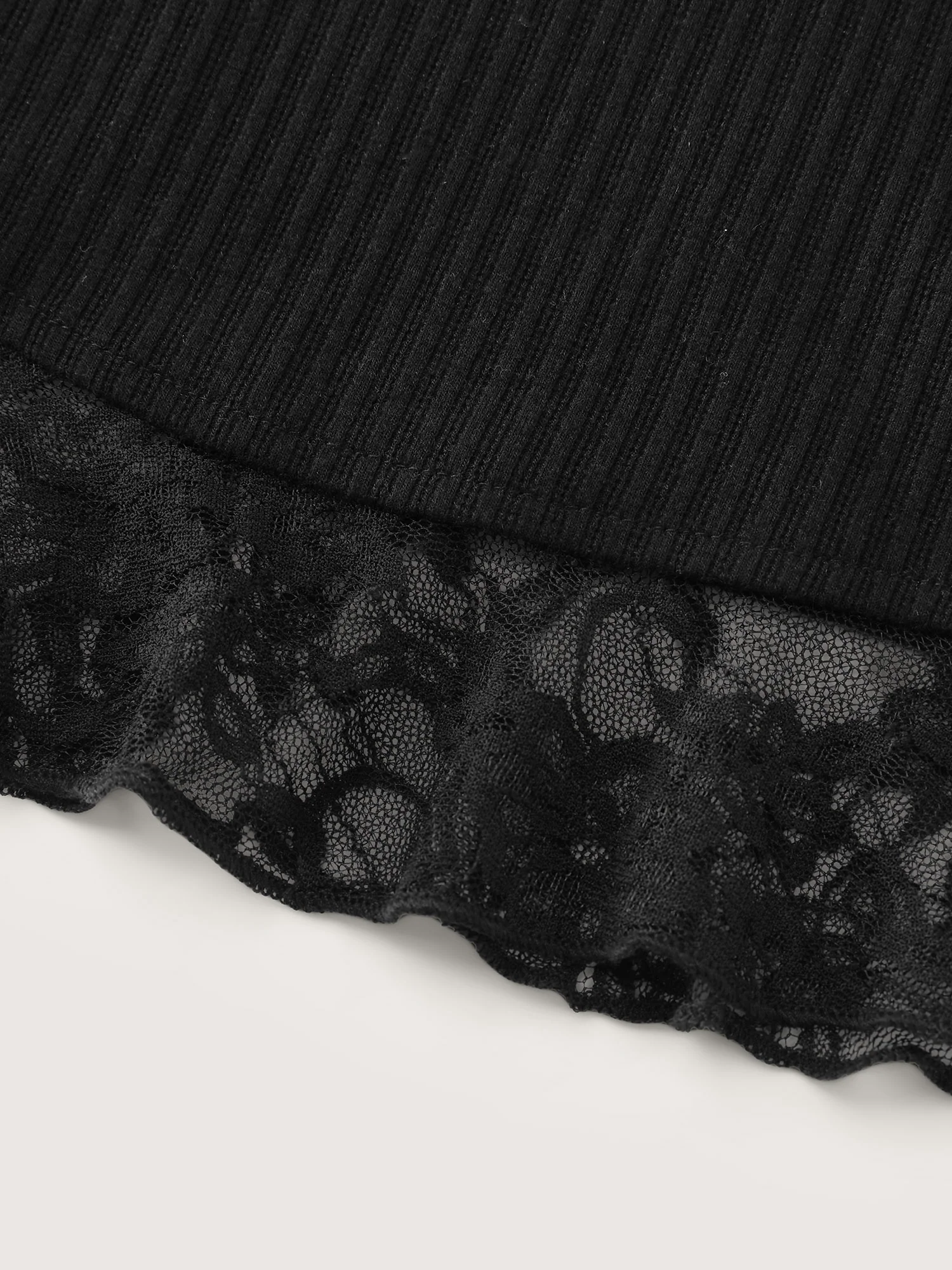 Ruffled Lace Textured Curvy Hem Jersey Top - Image 6