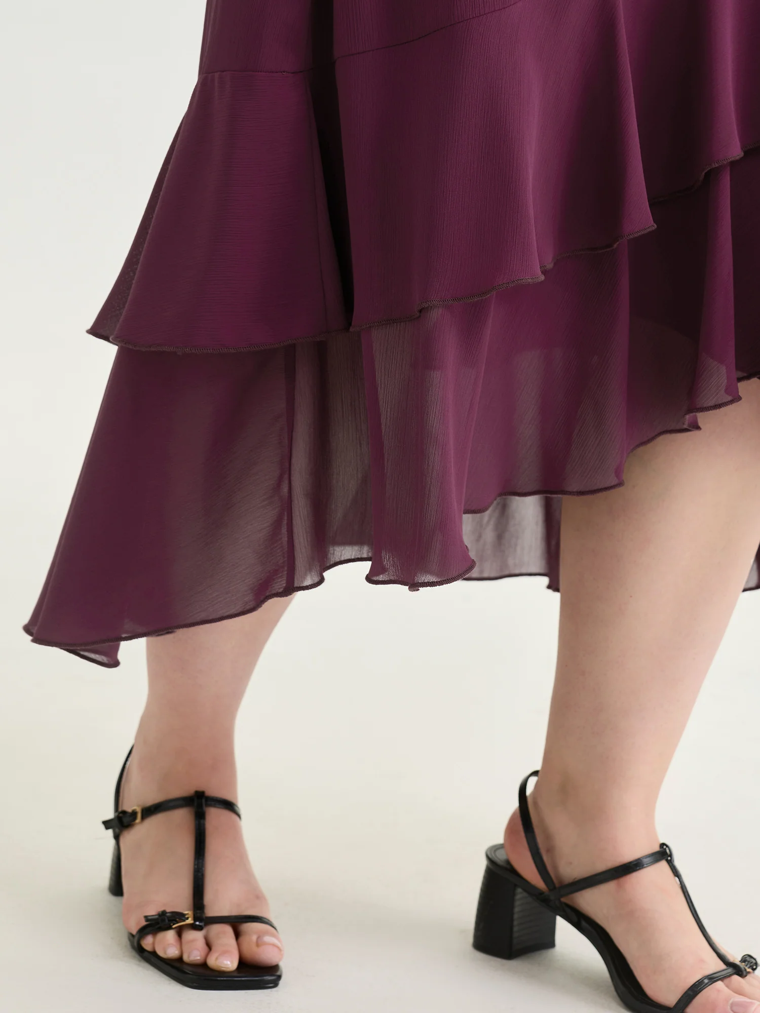 Ruffled Neckline Layered Hem Midi Dress - Image 3