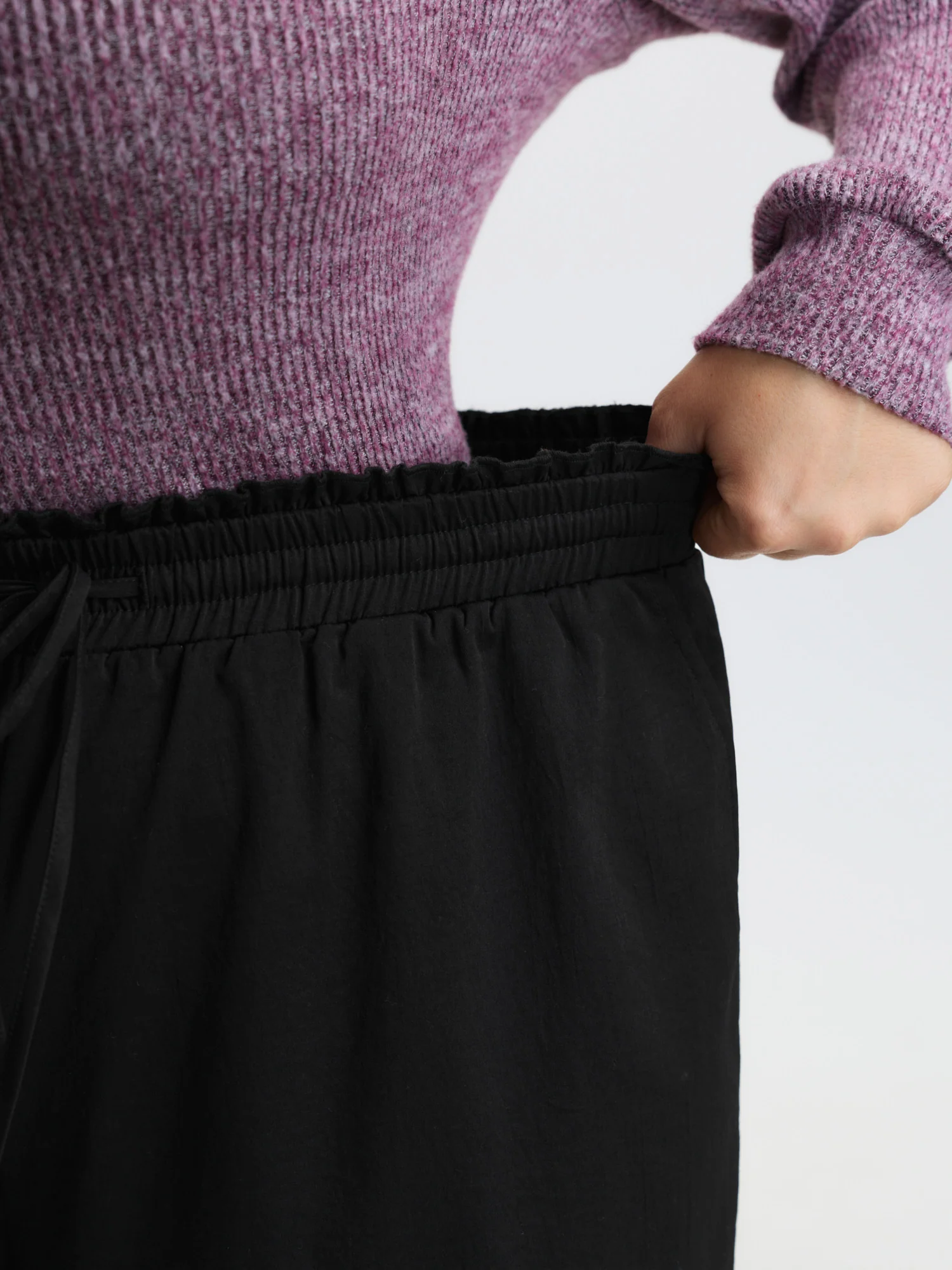Ruffled Waist Drawstring Tapered Pants - Image 4
