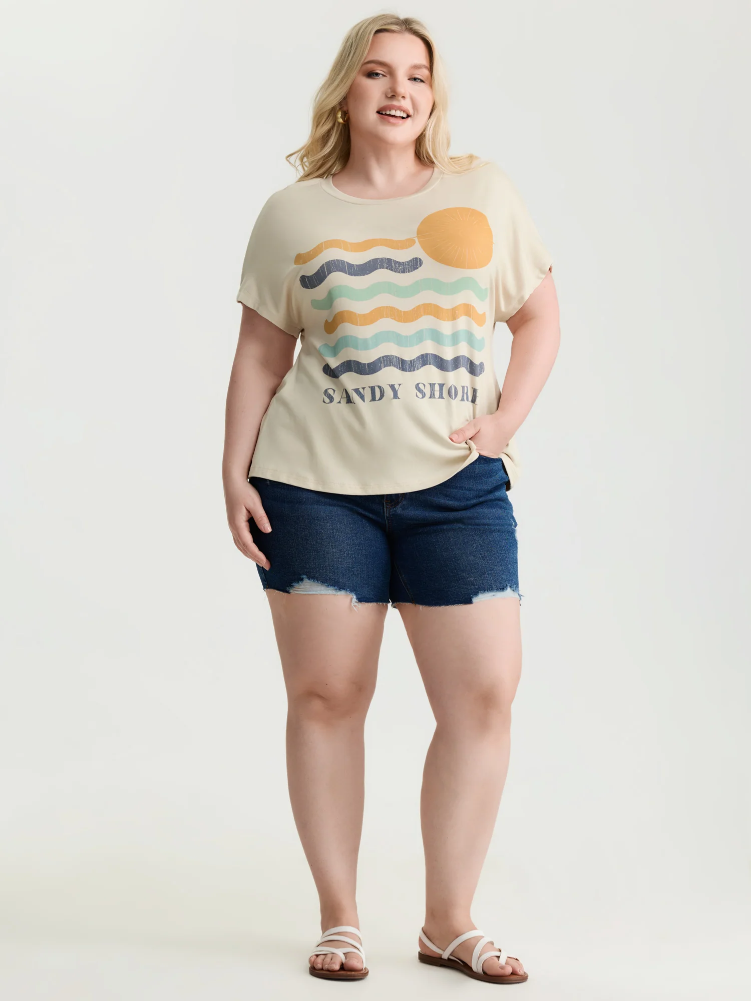 Sandy Shore Print Round Neck T-Shirt - Image 3