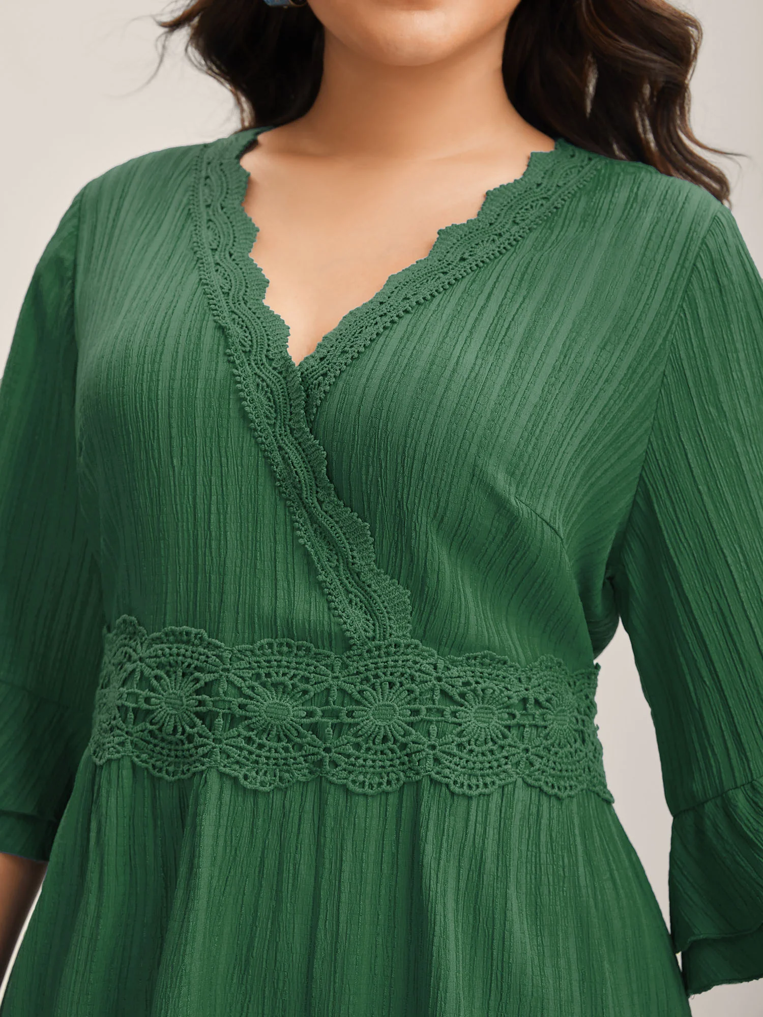 Scalloped Lace Surplice Ruffled Midi Dress - Image 17