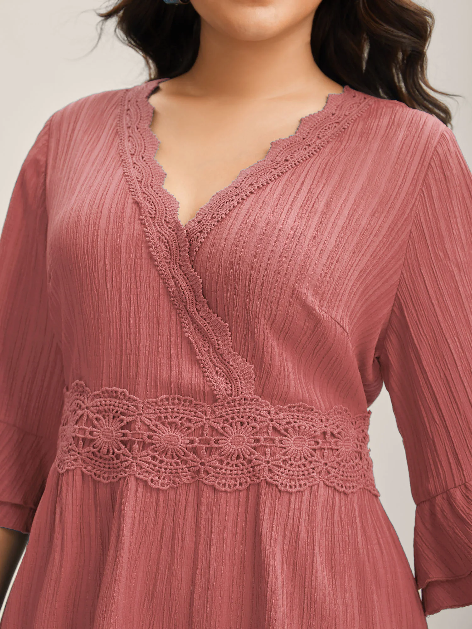 Scalloped Lace Surplice Ruffled Midi Dress - Image 25