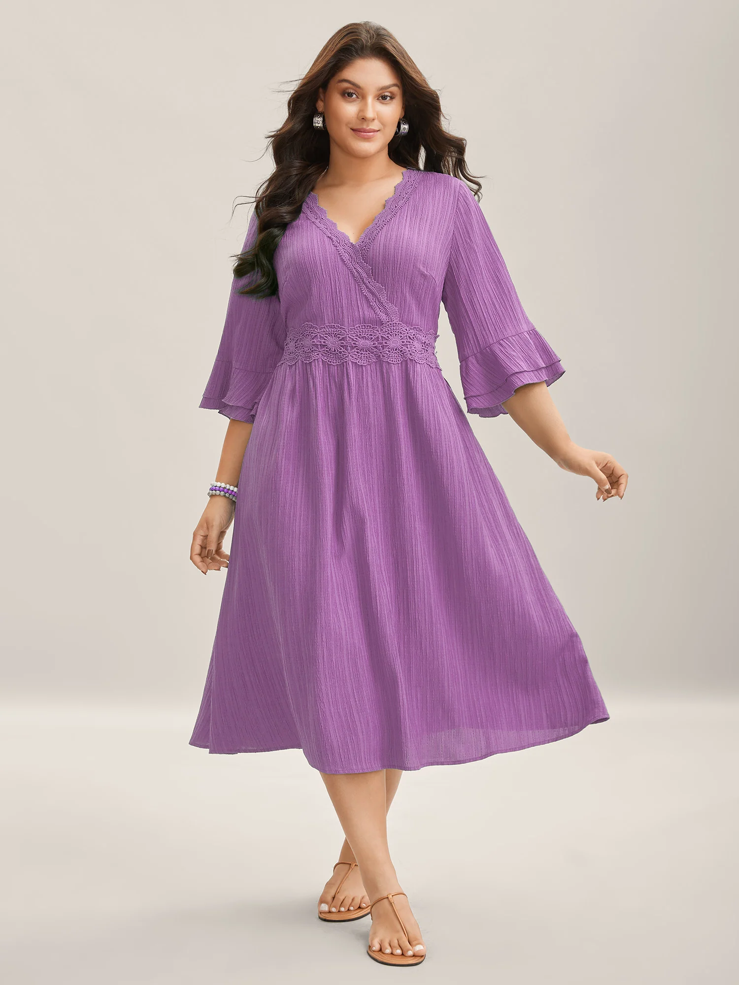 Scalloped Lace Surplice Ruffled Midi Dress - Image 3