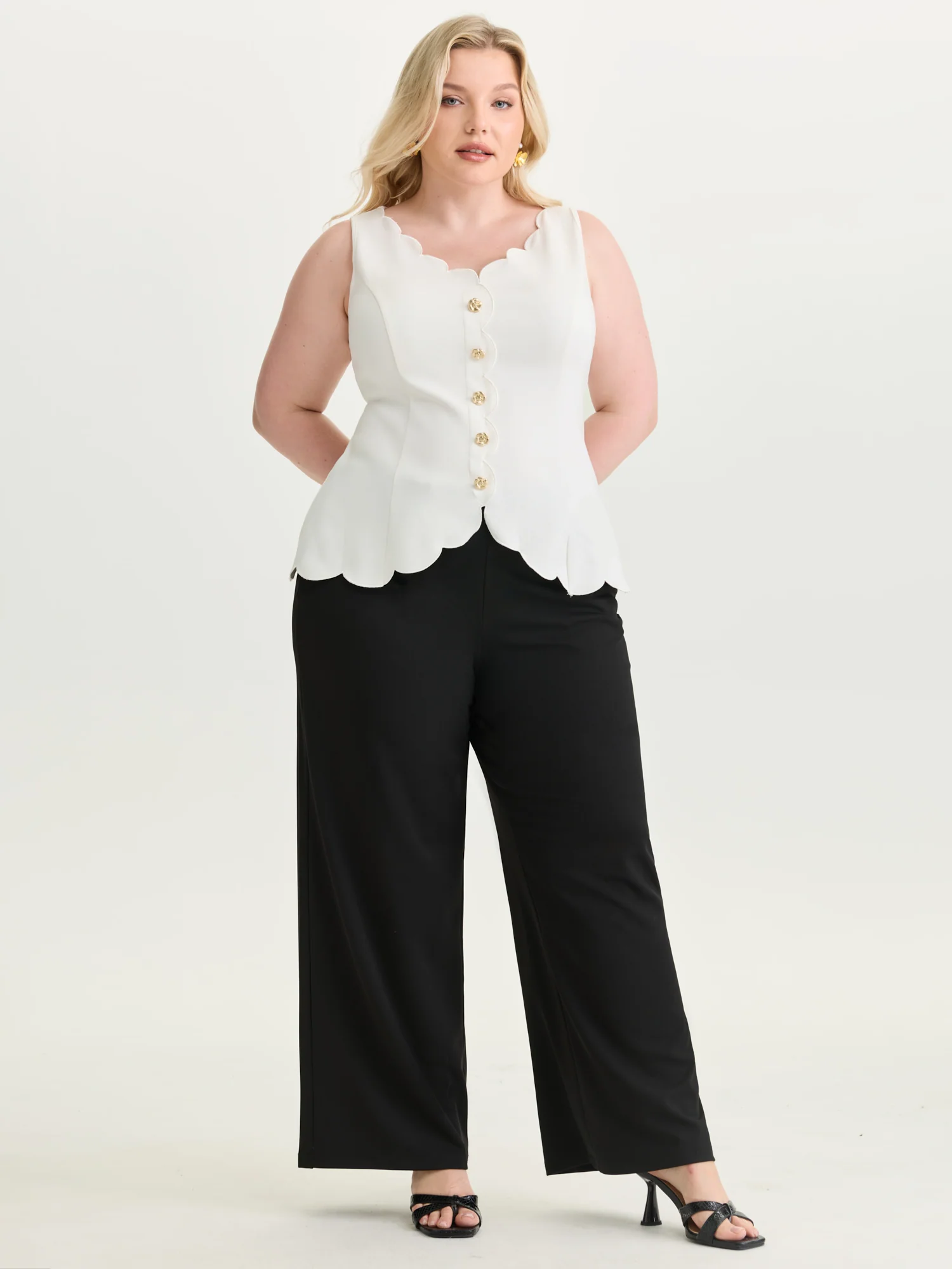 Scalloped Neckline Button Front Tank Top - Image 3