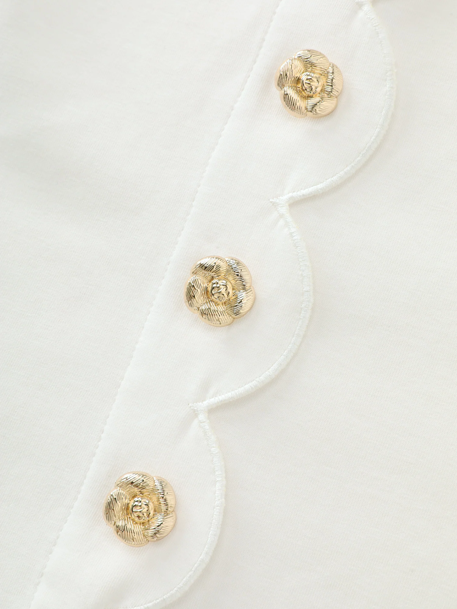 Scalloped Neckline Button Front Tank Top - Image 5