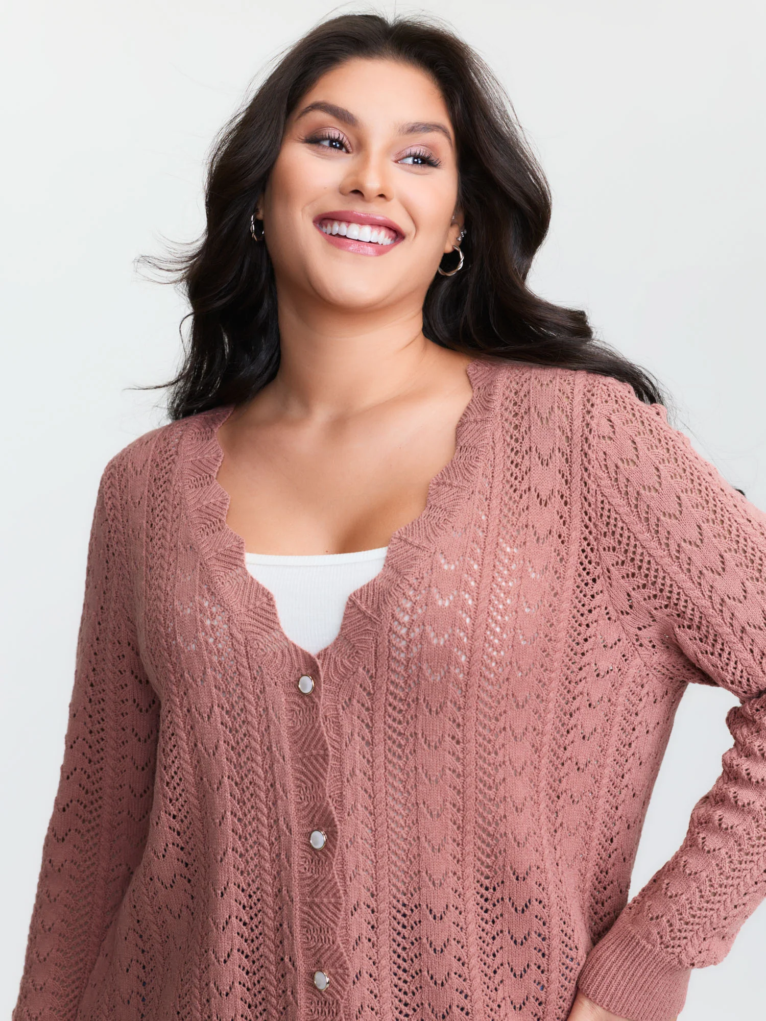 Scalloped Neckline Cut-Out Knit Cardigan - Image 4
