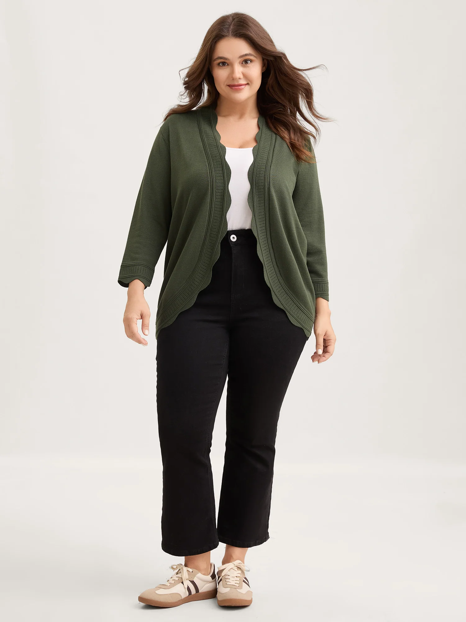Supersoft Scalloped Trim Three-Quarter Sleeve Cardigan - Image 3
