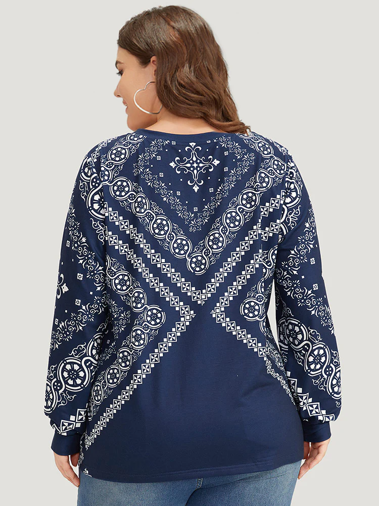 Scarf Print Round Neck Elastic Cuffs Sweatshirt - Image 2