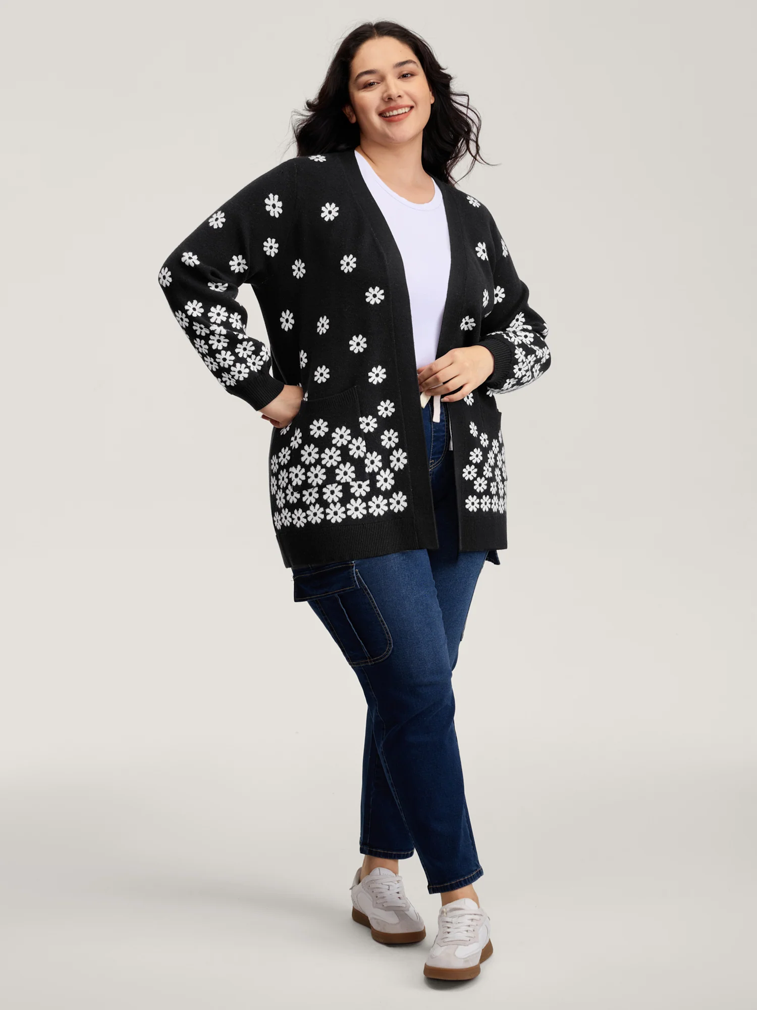 Scattered Floral Pattern Open-Front Cardigan - Image 3