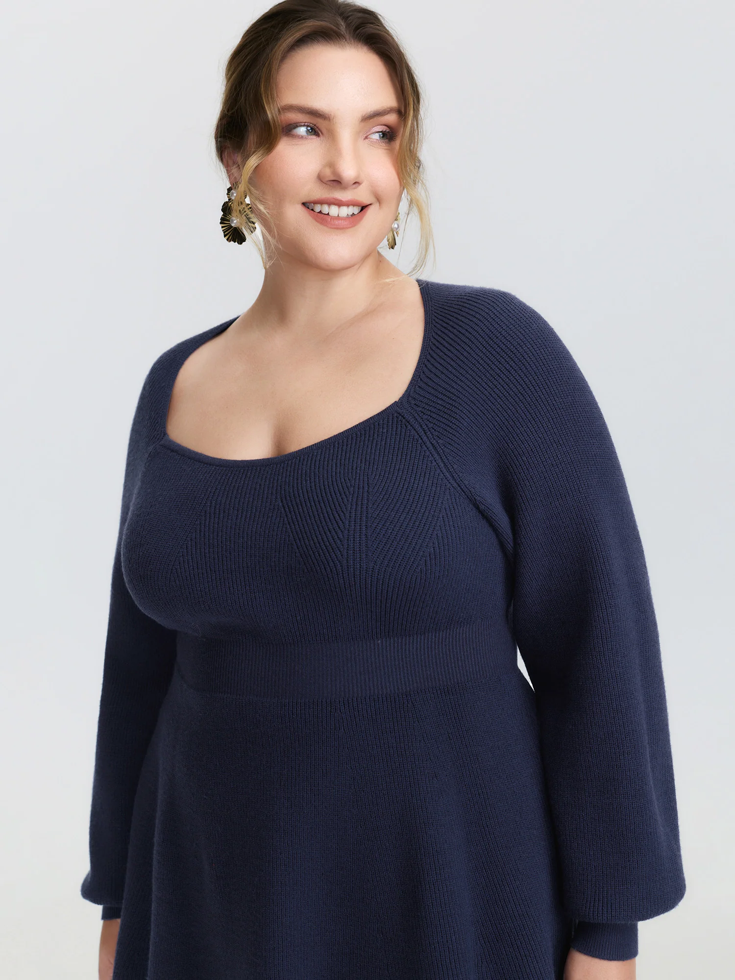 Scoop Neck Cinched-Waist Textured Pullover - Image 3