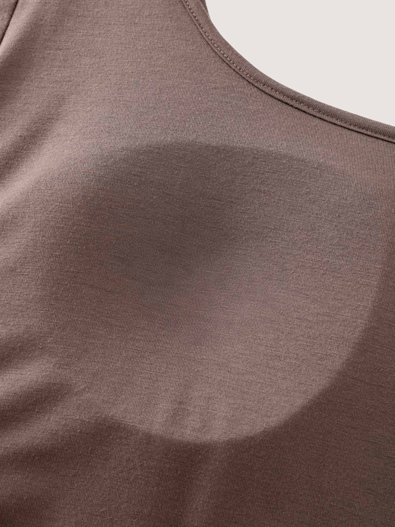 Scoop Neck Fitted Stretchy T-Shirt - Image 6