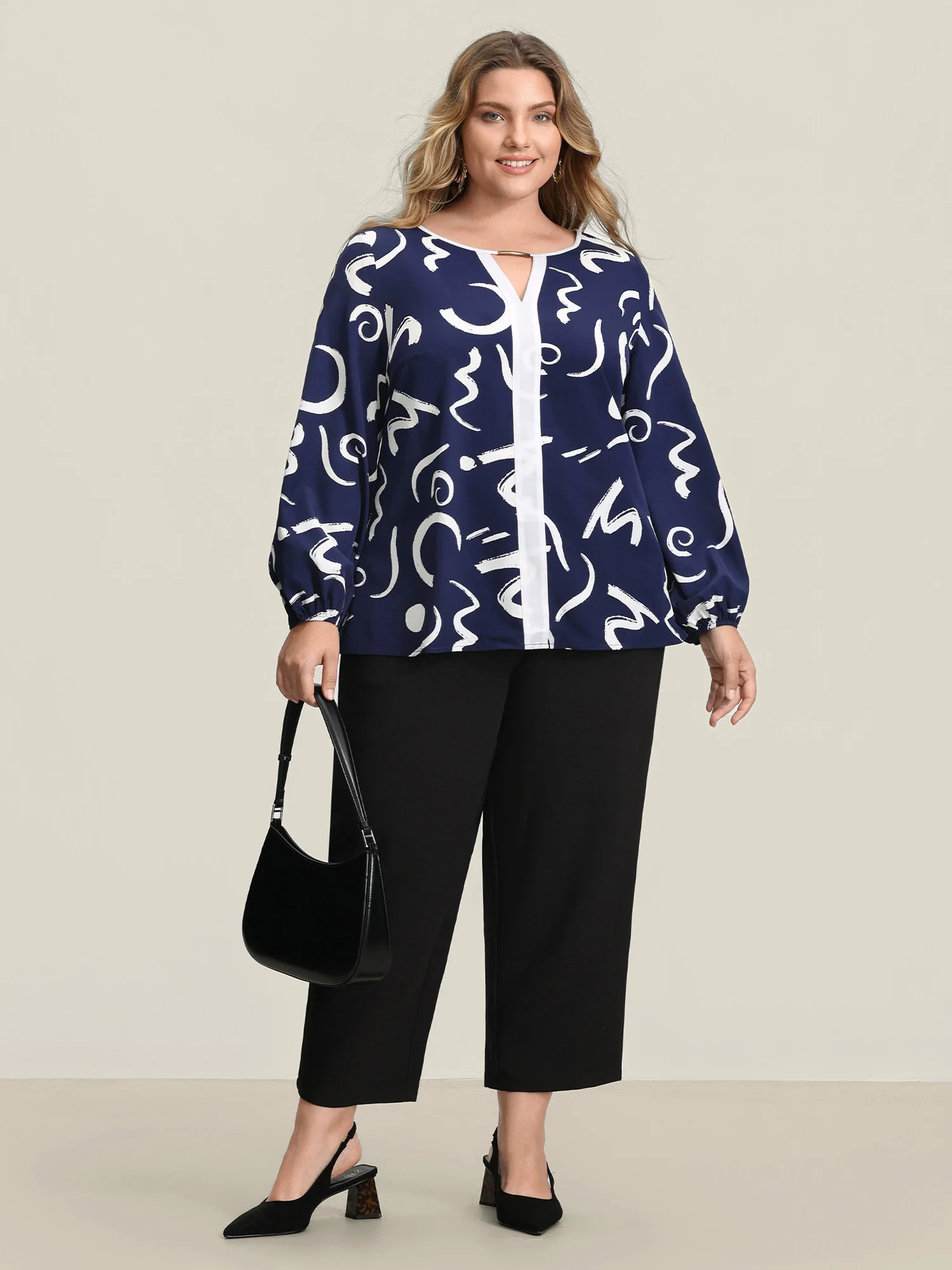Scribble Print Color Contrast Cut-Out Blouse - Image 3