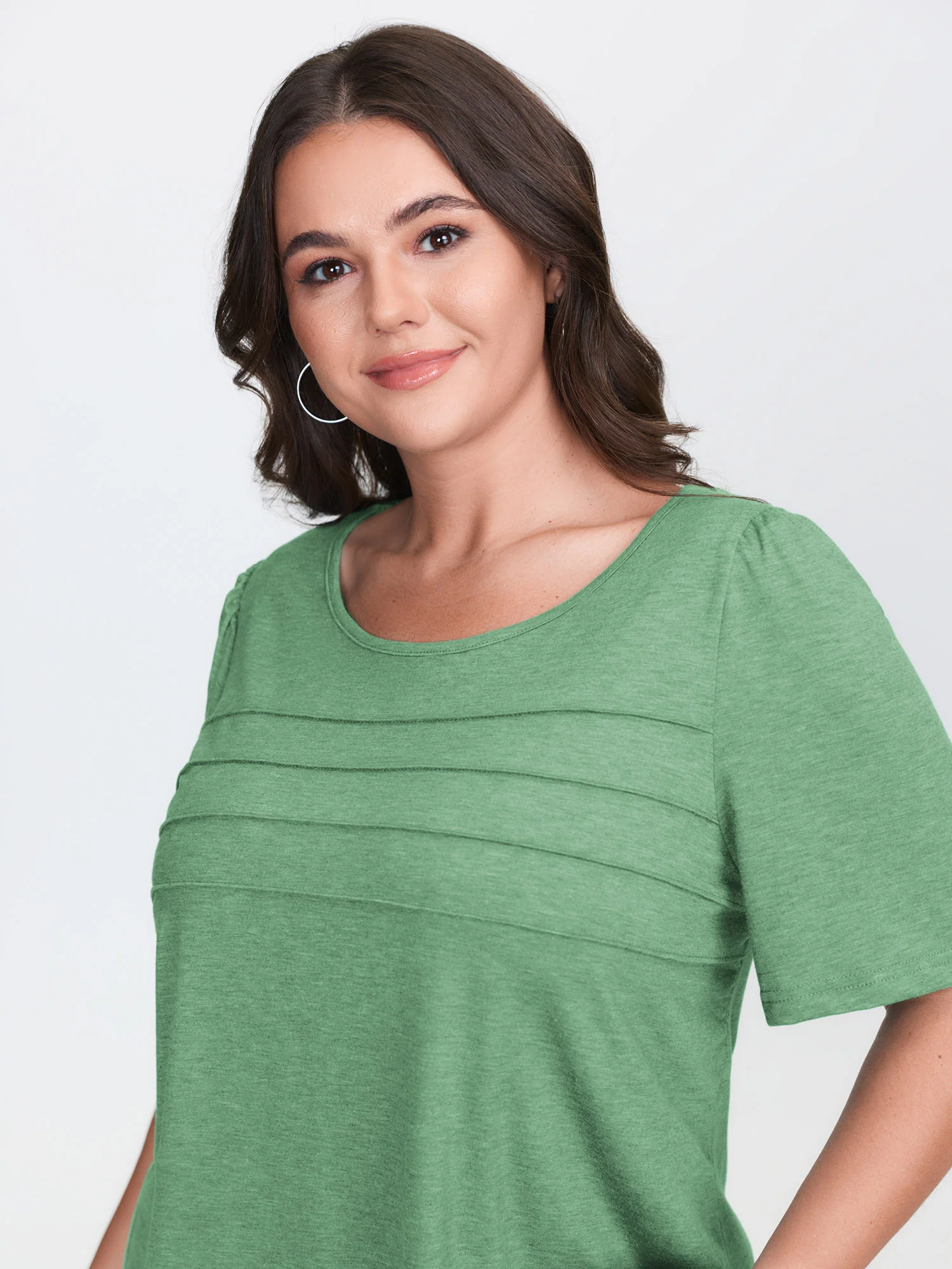 Seamed Round Neck Fitted T-Shirt - Image 12