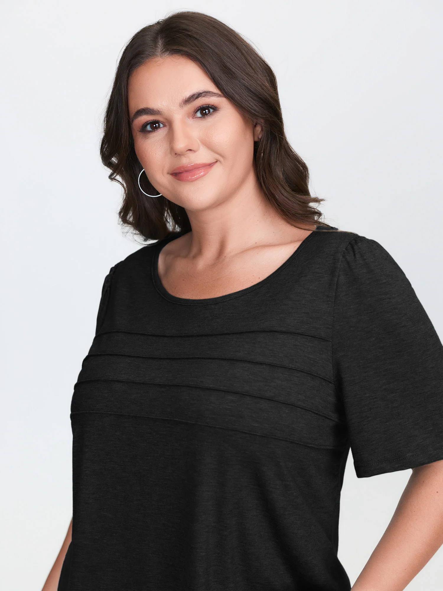 Seamed Round Neck Fitted T-Shirt - Image 8