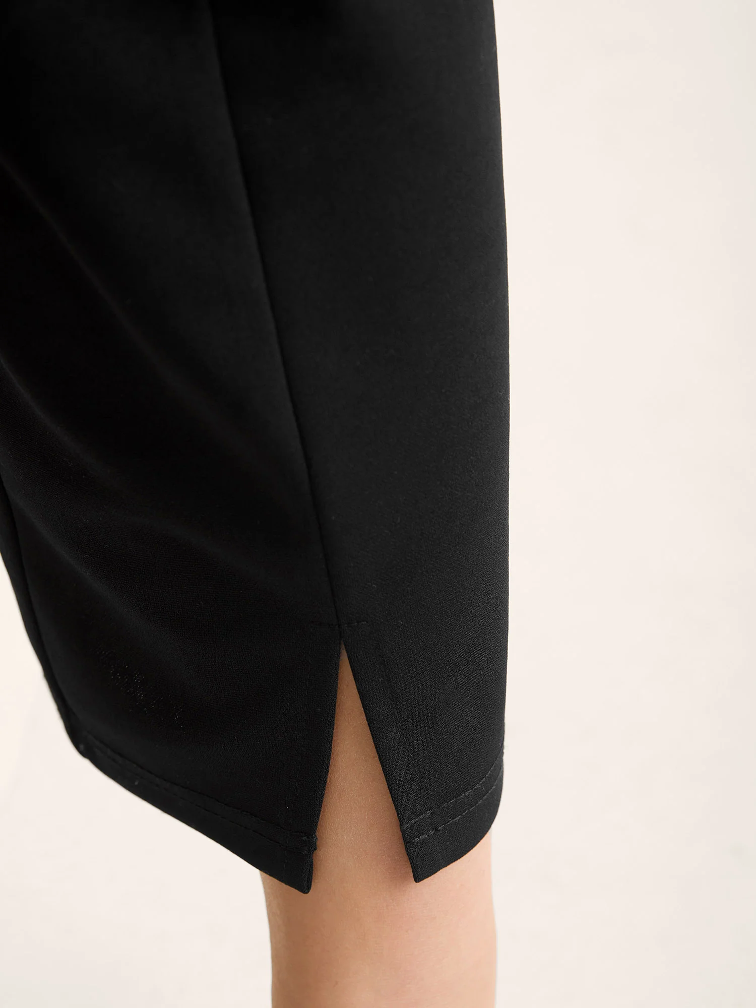 Seamed Split Hem Straight-Leg Pants - Image 2