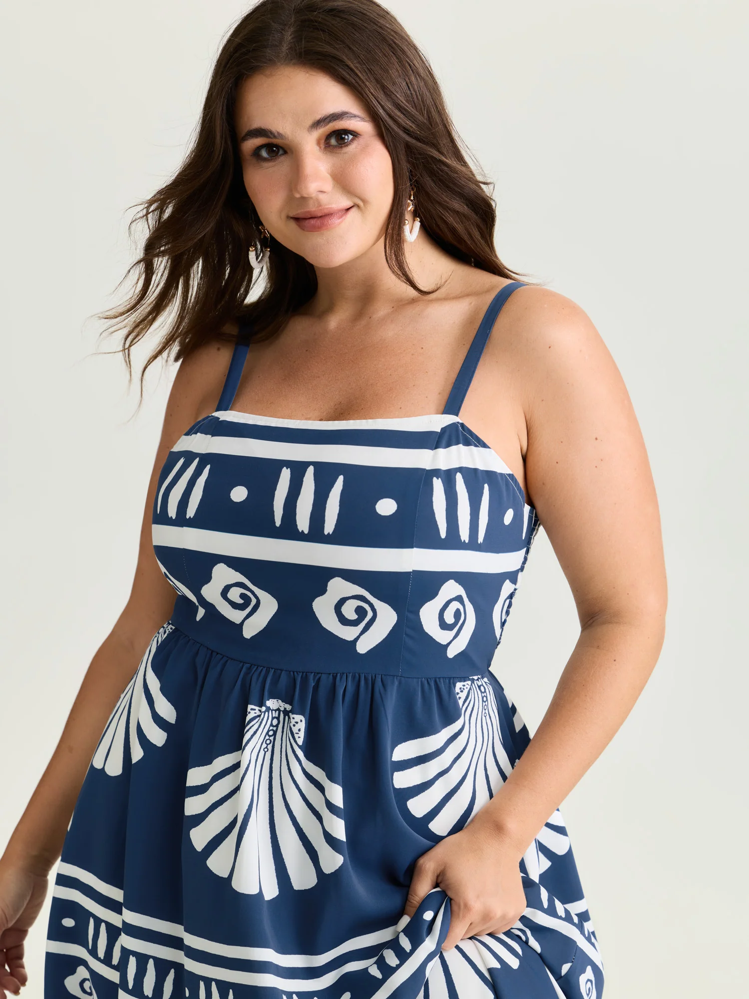 Seashell Print Wide Strap Flowy Maxi Dress - Image 2