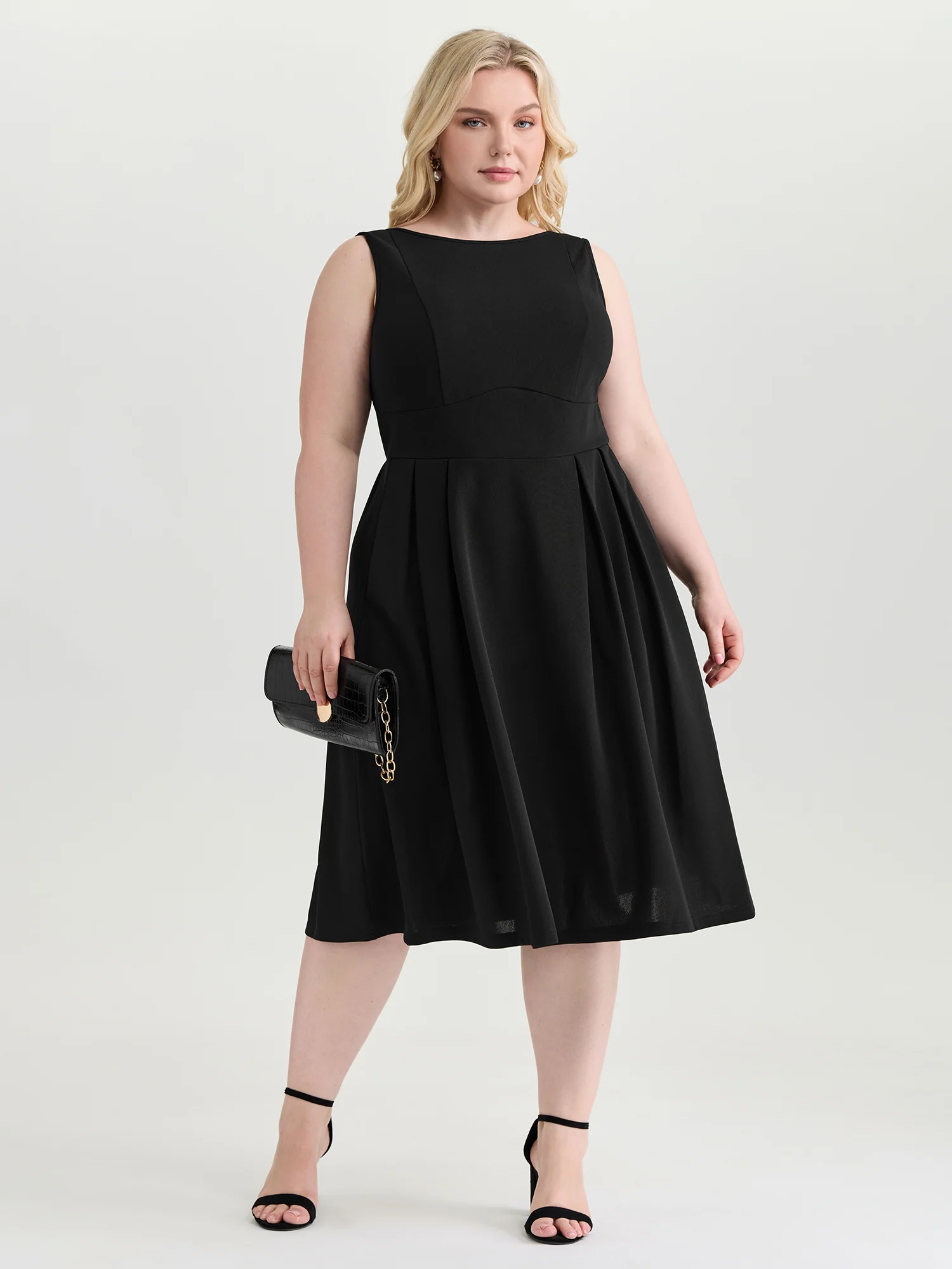 Sensational Open Back Cinched-Waist Midi Dress - Image 3