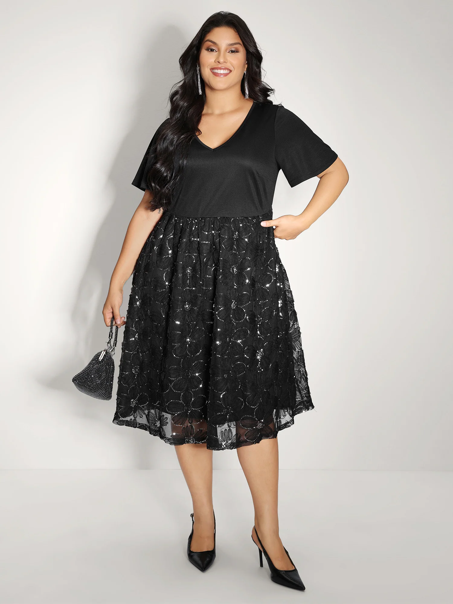 Sequin Embroidery Ruffled Sleeve Midi Dress - Image 3