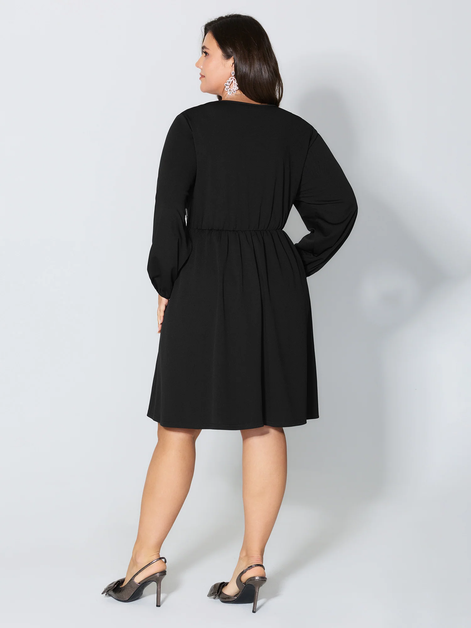 Sequin Embroidery Waist-Defining Pocket Knee Dress - Image 4