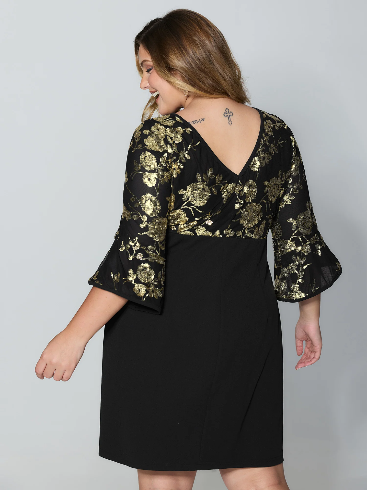 Sequin Floral Cut-Out Drapey Knee-Length Dress - Image 4