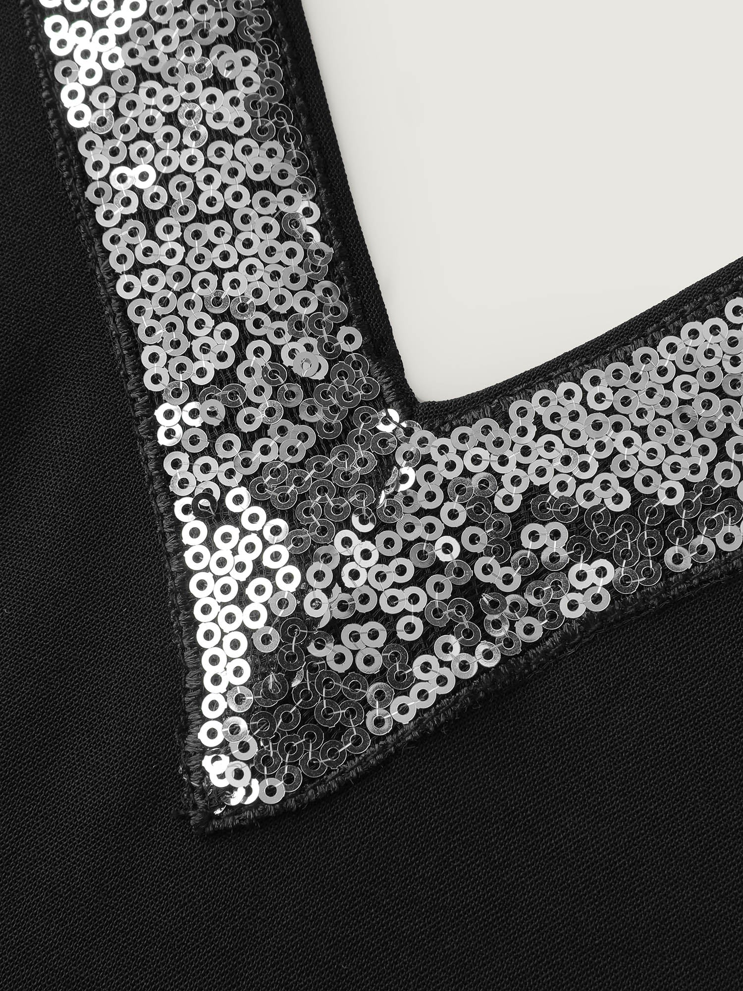 Sequin Neckline Petal Flowy Hem Jumpsuit - Image 7