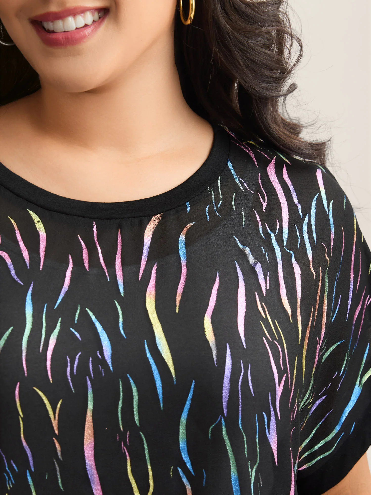 Sequin Silver Gold Round Neck Knit Top - Image 2