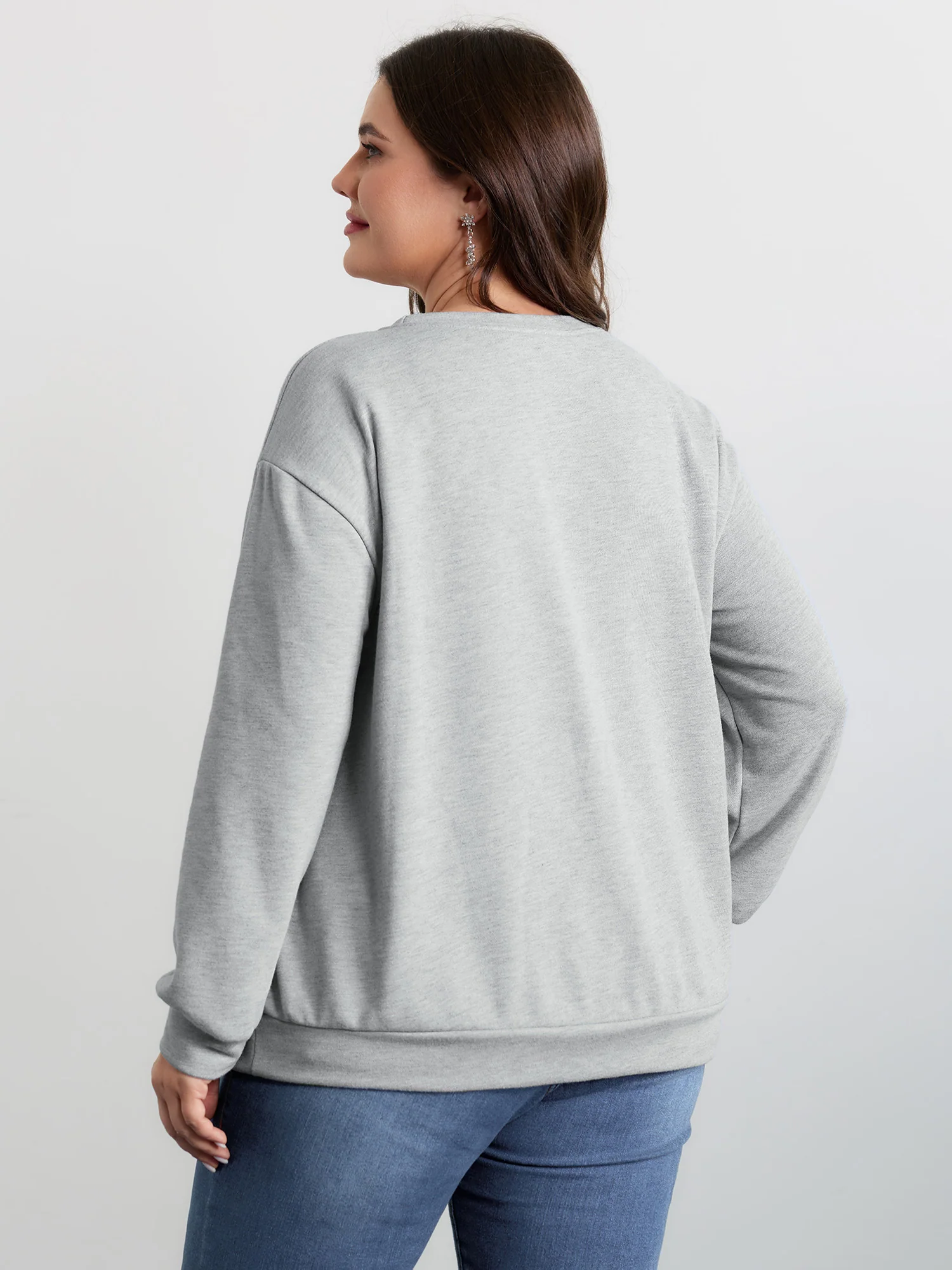 Sequin Snowflake Round Neck Sweatshirt - Image 4