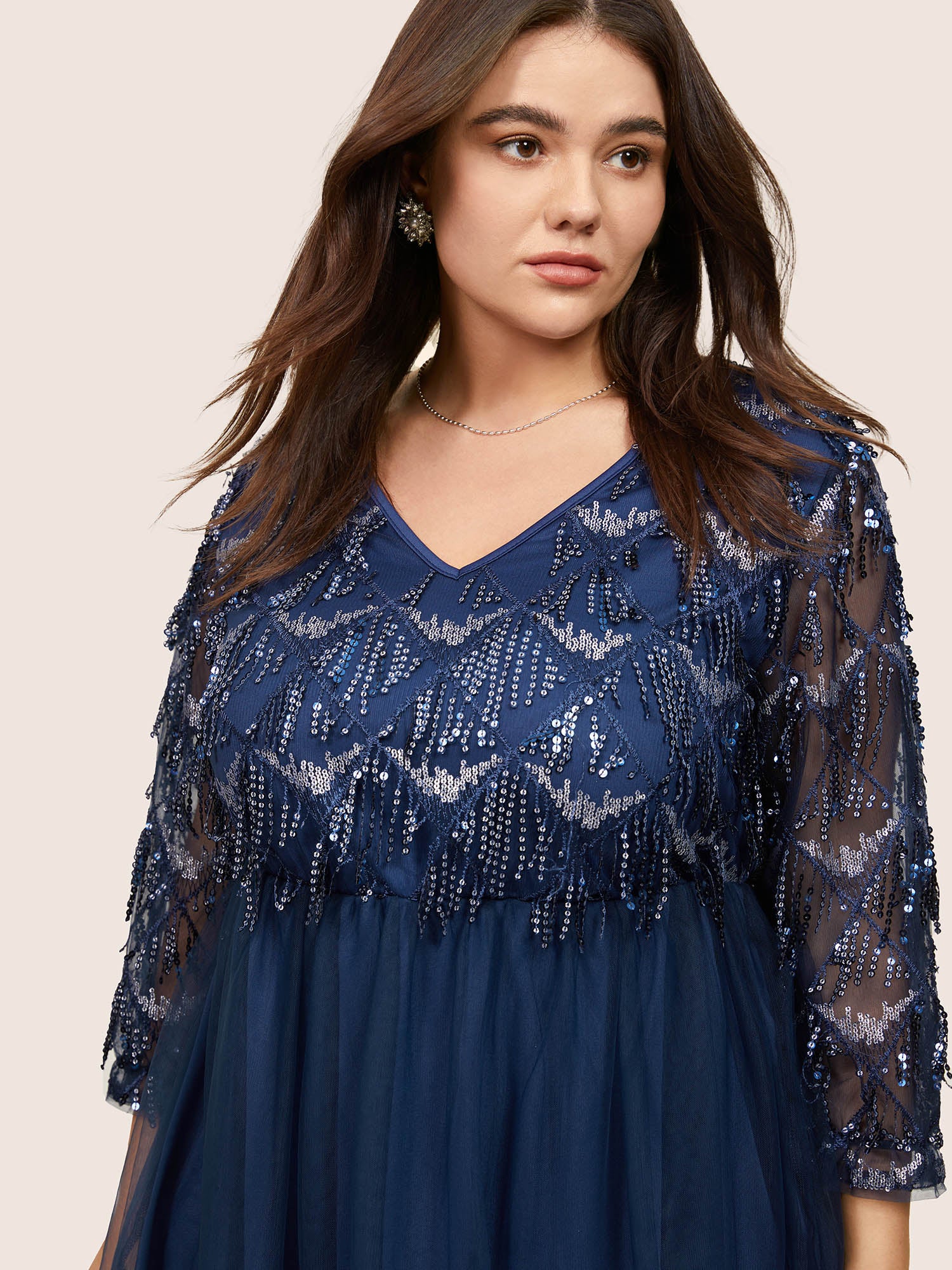 Sequin Tassels Plisse Patchwork Mesh Knee Dress - Image 2