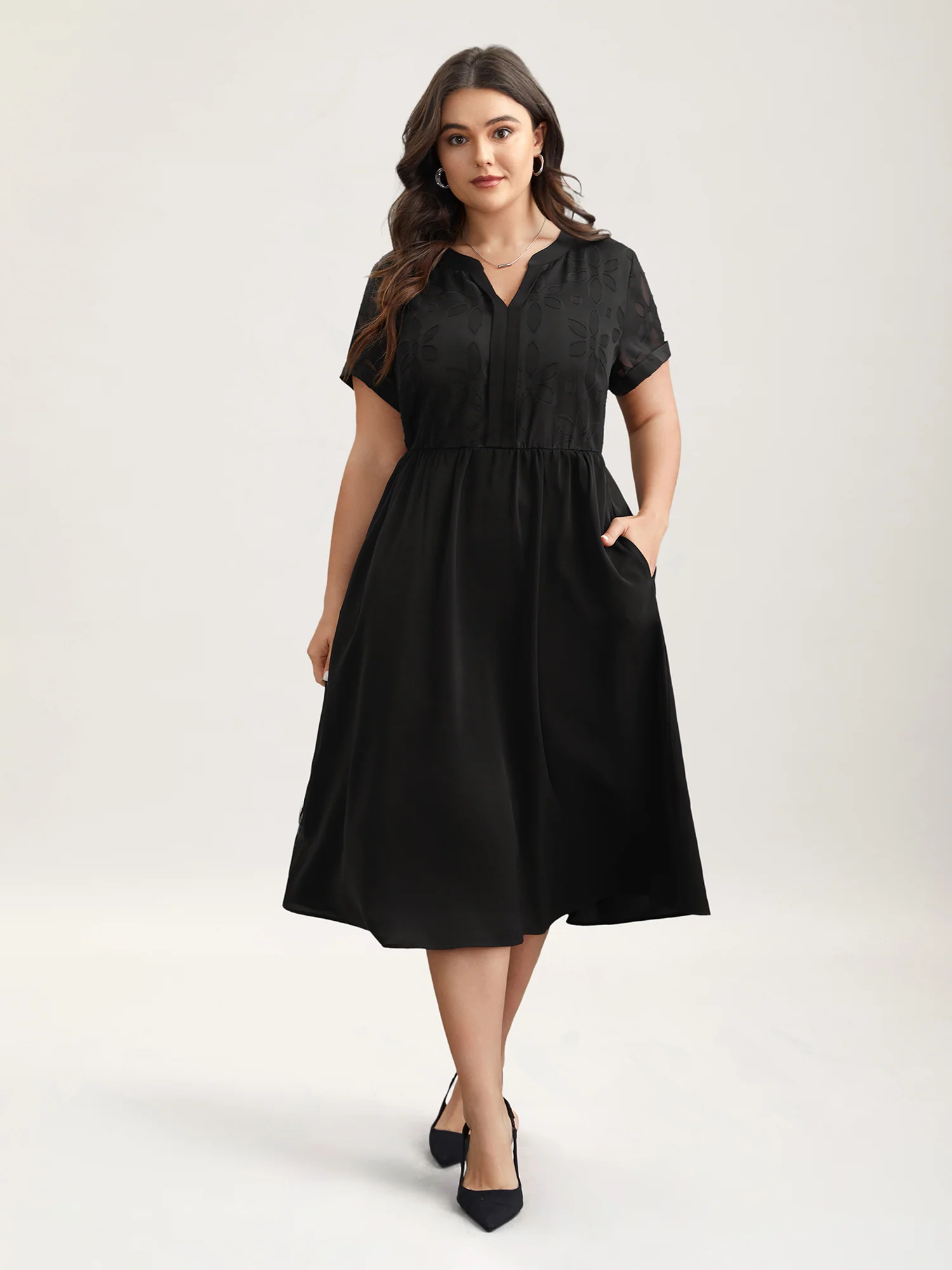Sheer Back Textured Cut-Out Midi Dress - Image 4