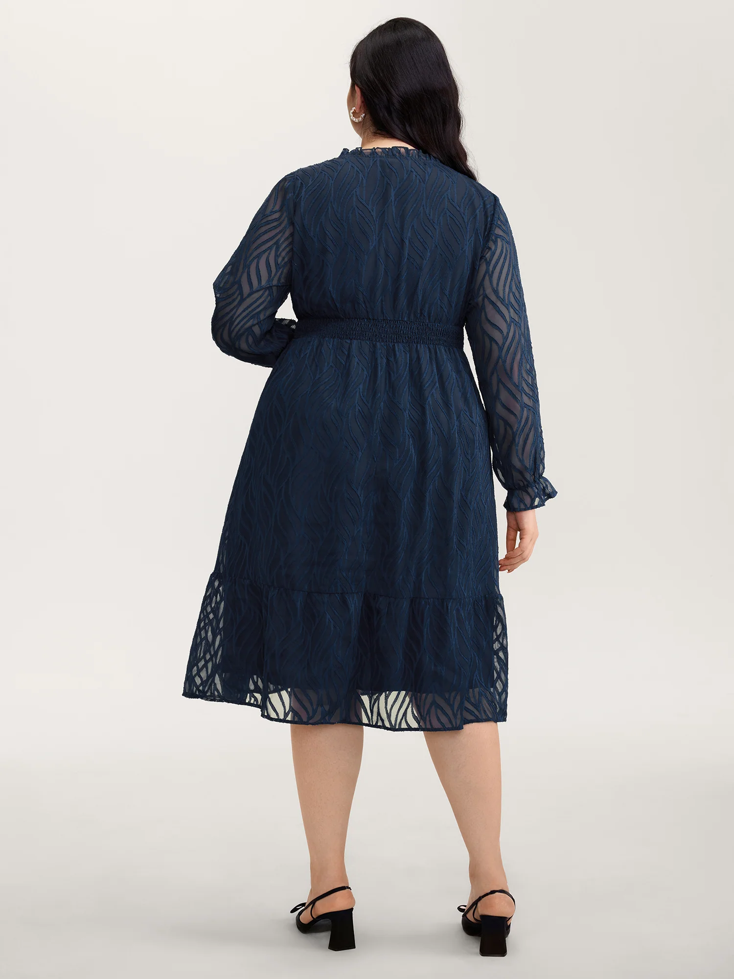 Sheer Jacquard Stretchy Waist Midi Dress - Image 4