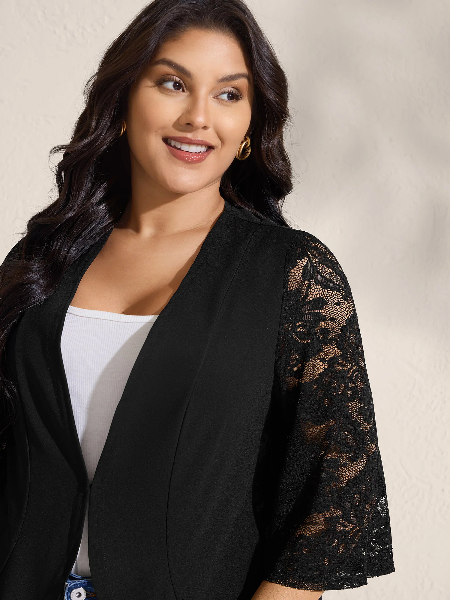 Sheer Lace Stretchy Arc Hem Kimono - Image 2