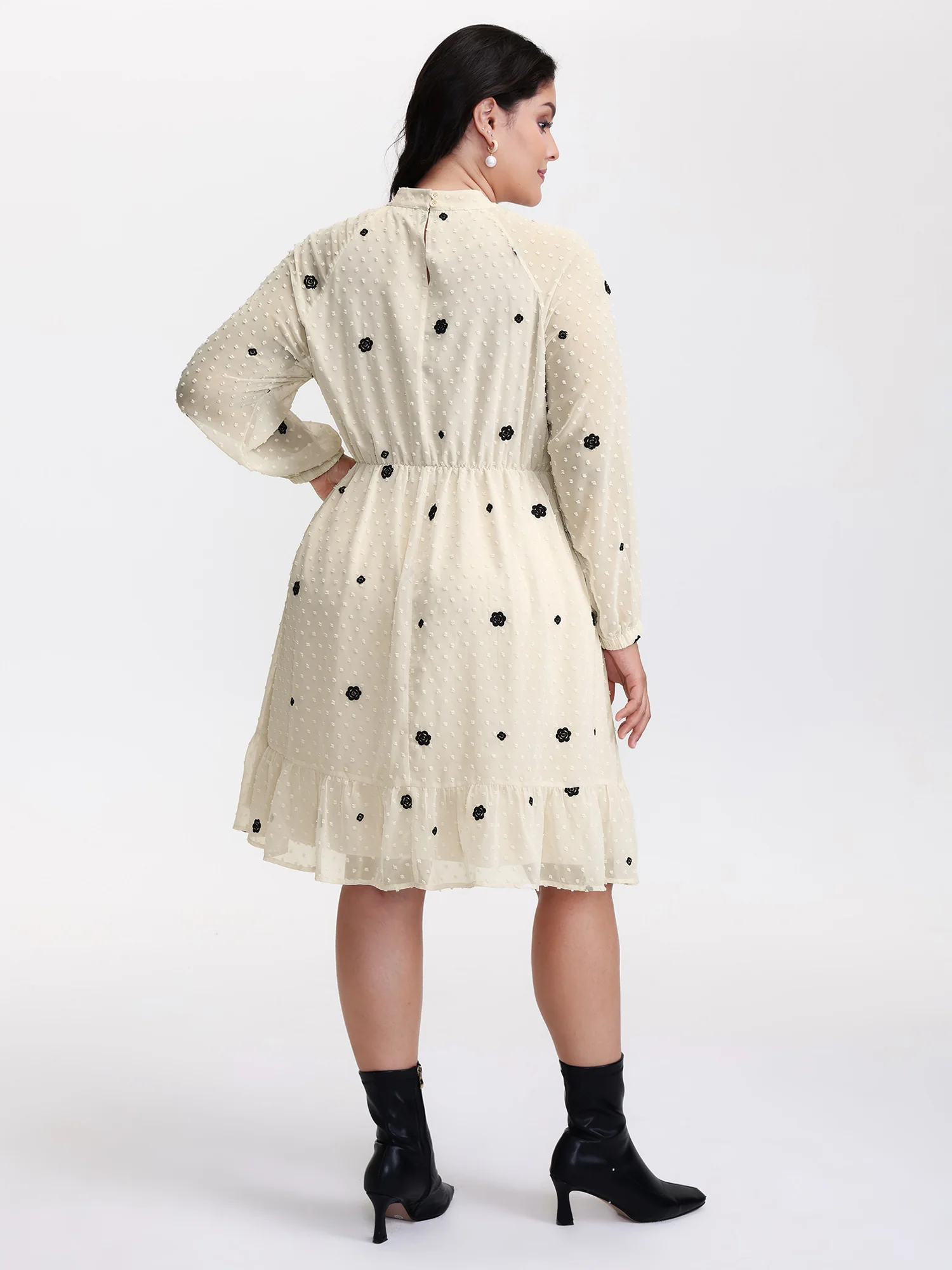 Sheer Textured Ruffled Hem Midi Dress - Image 4