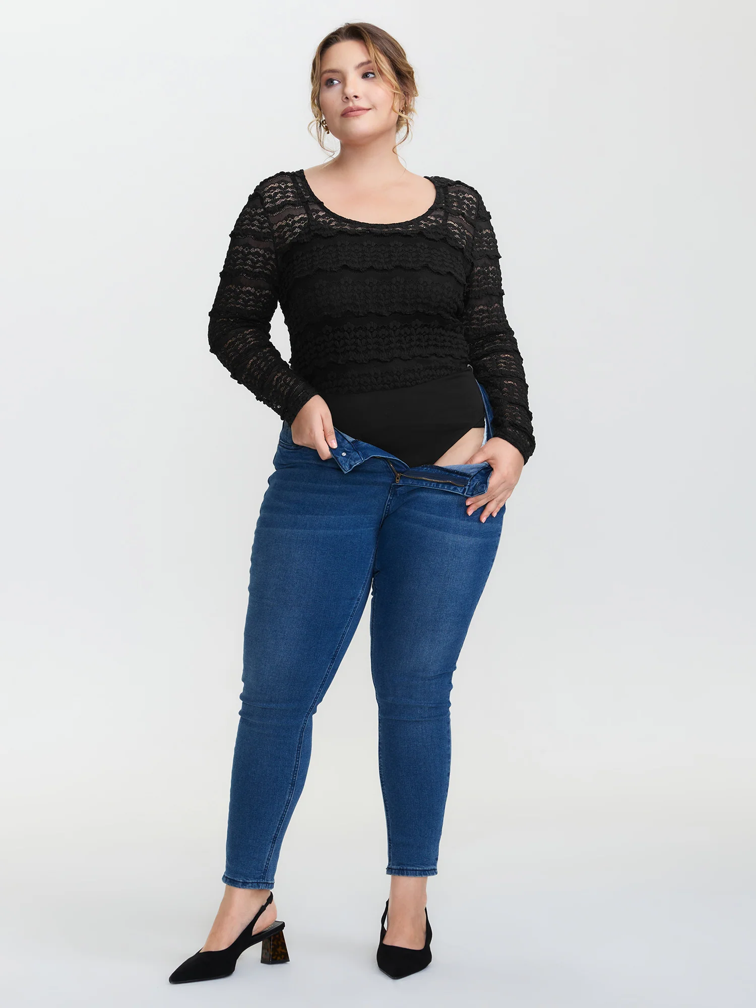 Sheer Textured Scoop Neck Bodysuit - Image 4