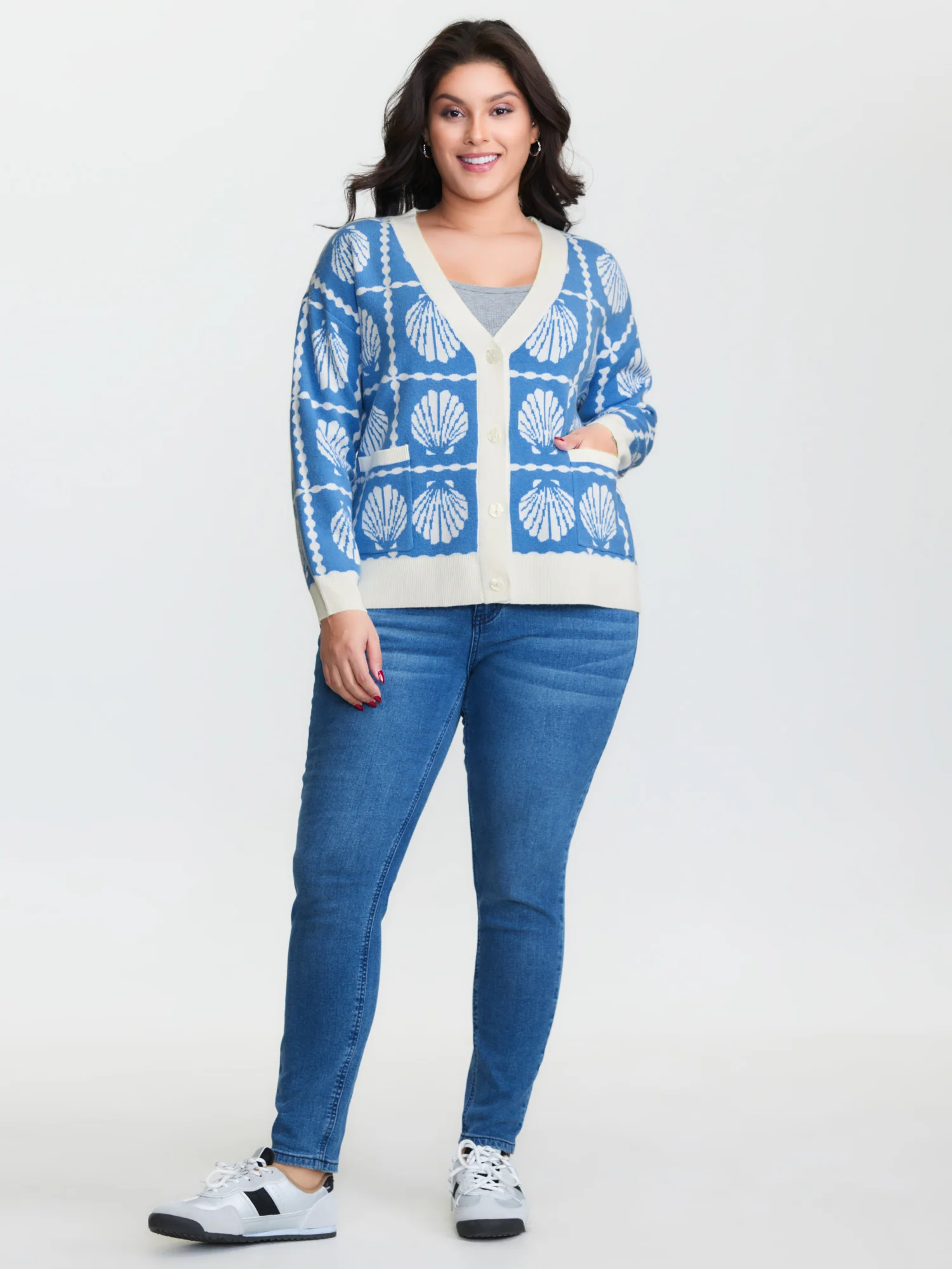 Shell Pattern Jacquard Knit Cardigan - Image 2
