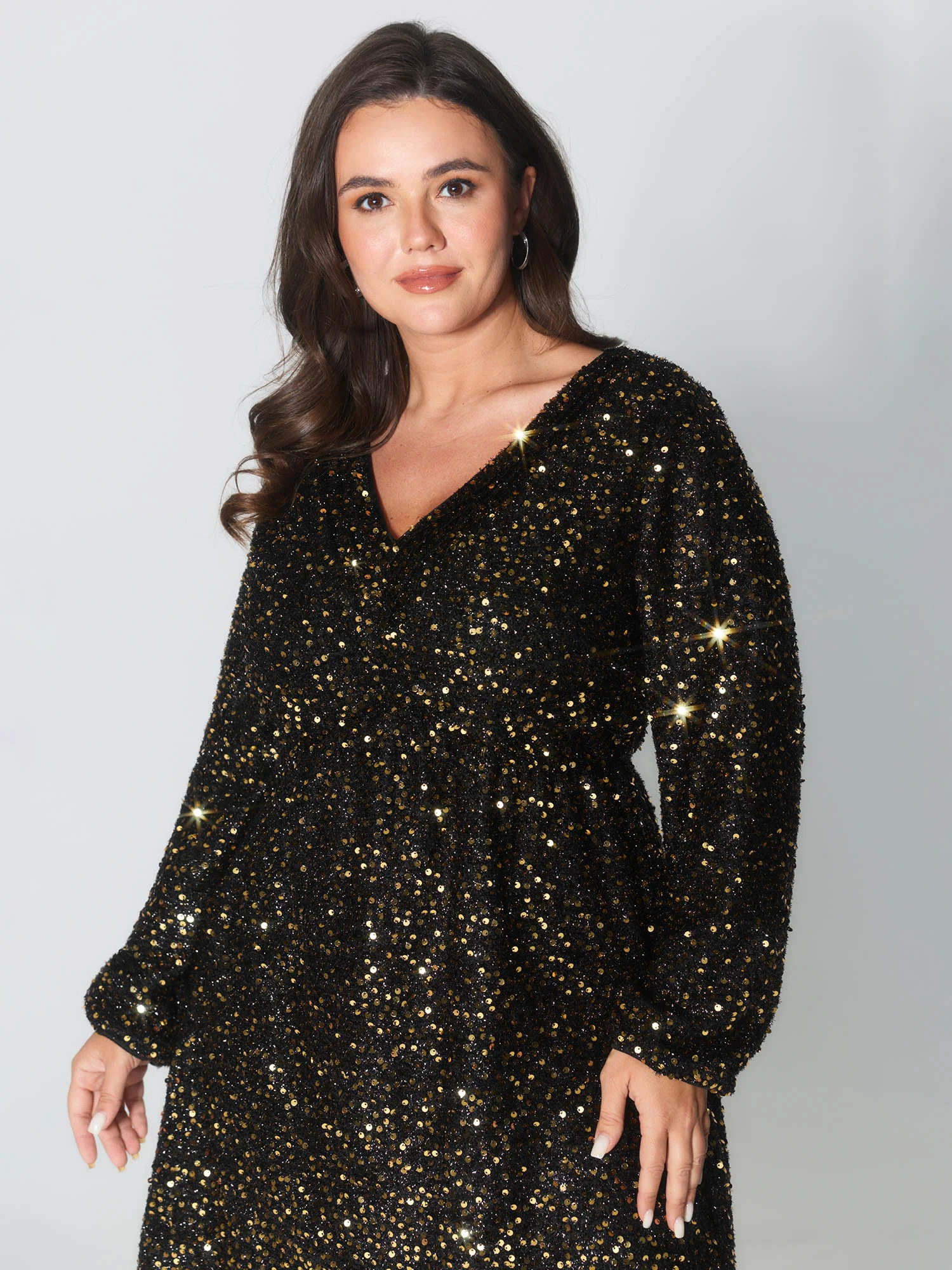 Shimmery Sequin V-Neck Knee Dress - Image 10