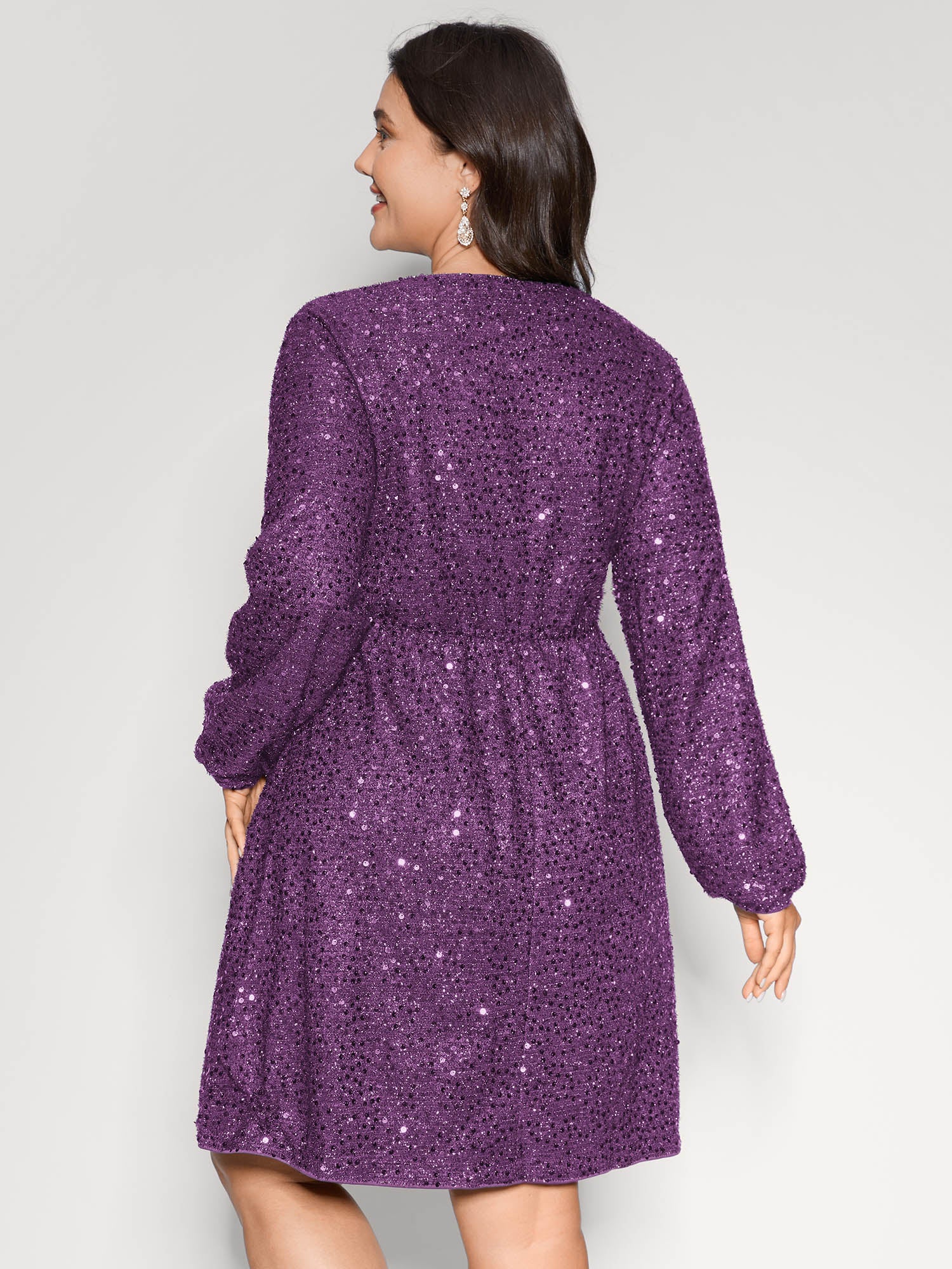 Shimmery Sequin V-Neck Knee Dress - Image 15