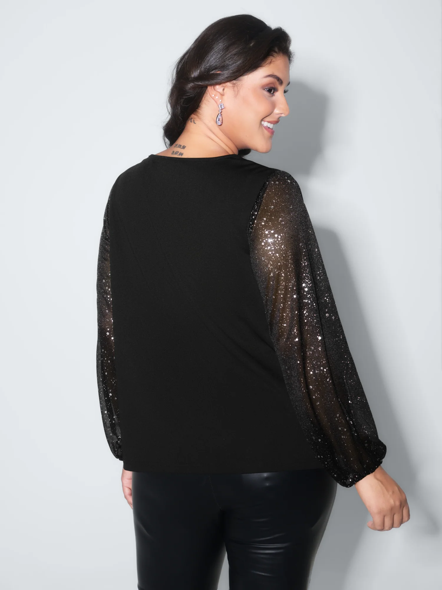 Shimmery Sleeve Knotted Hem Blouse - Image 5