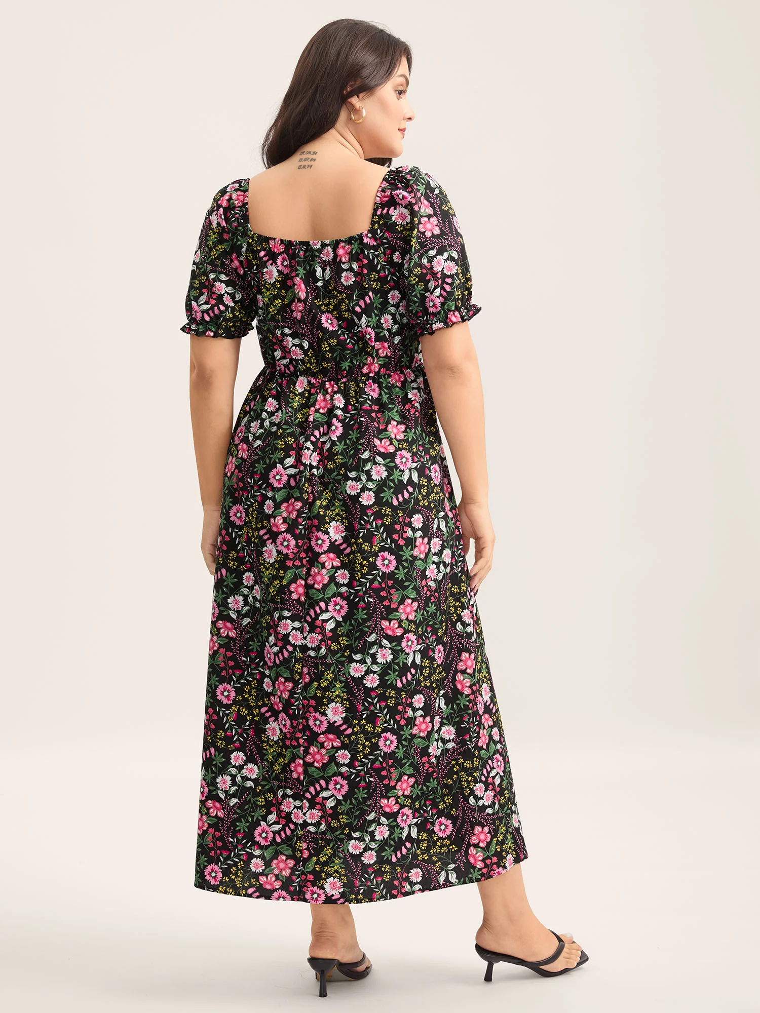 Shirred Floral Print Pockets Maxi Dress - Image 11