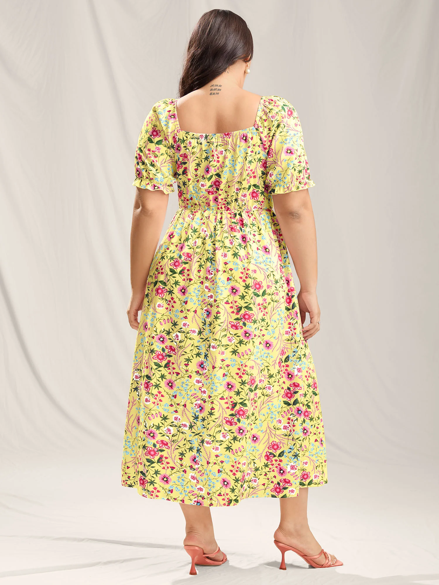 Shirred Floral Print Pockets Maxi Dress - Image 19