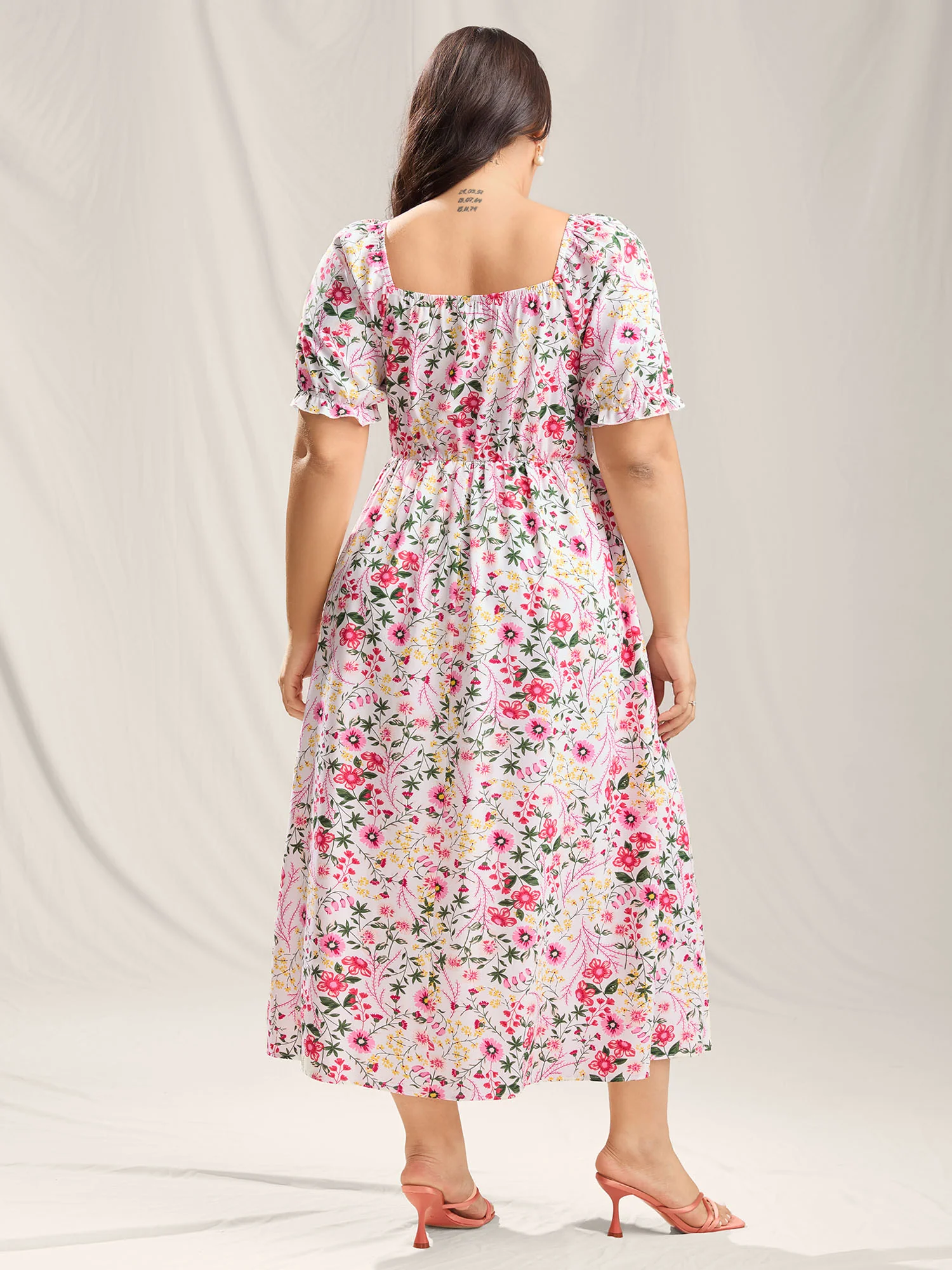 Shirred Floral Print Pockets Maxi Dress - Image 4