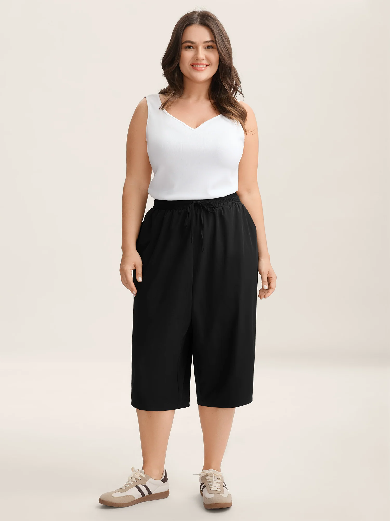 Shirred Waist Tie Straight-Leg Crop Pants - Image 3