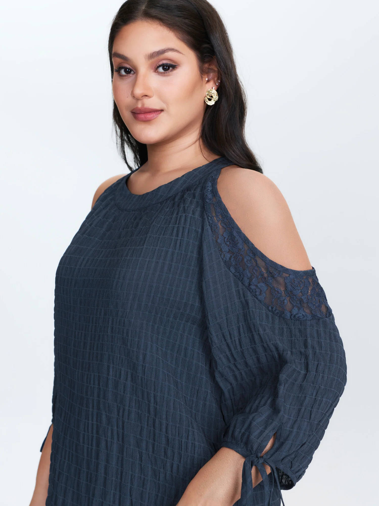 Shoulder Cut-Out Textured Back-Tie Blouse - Image 2