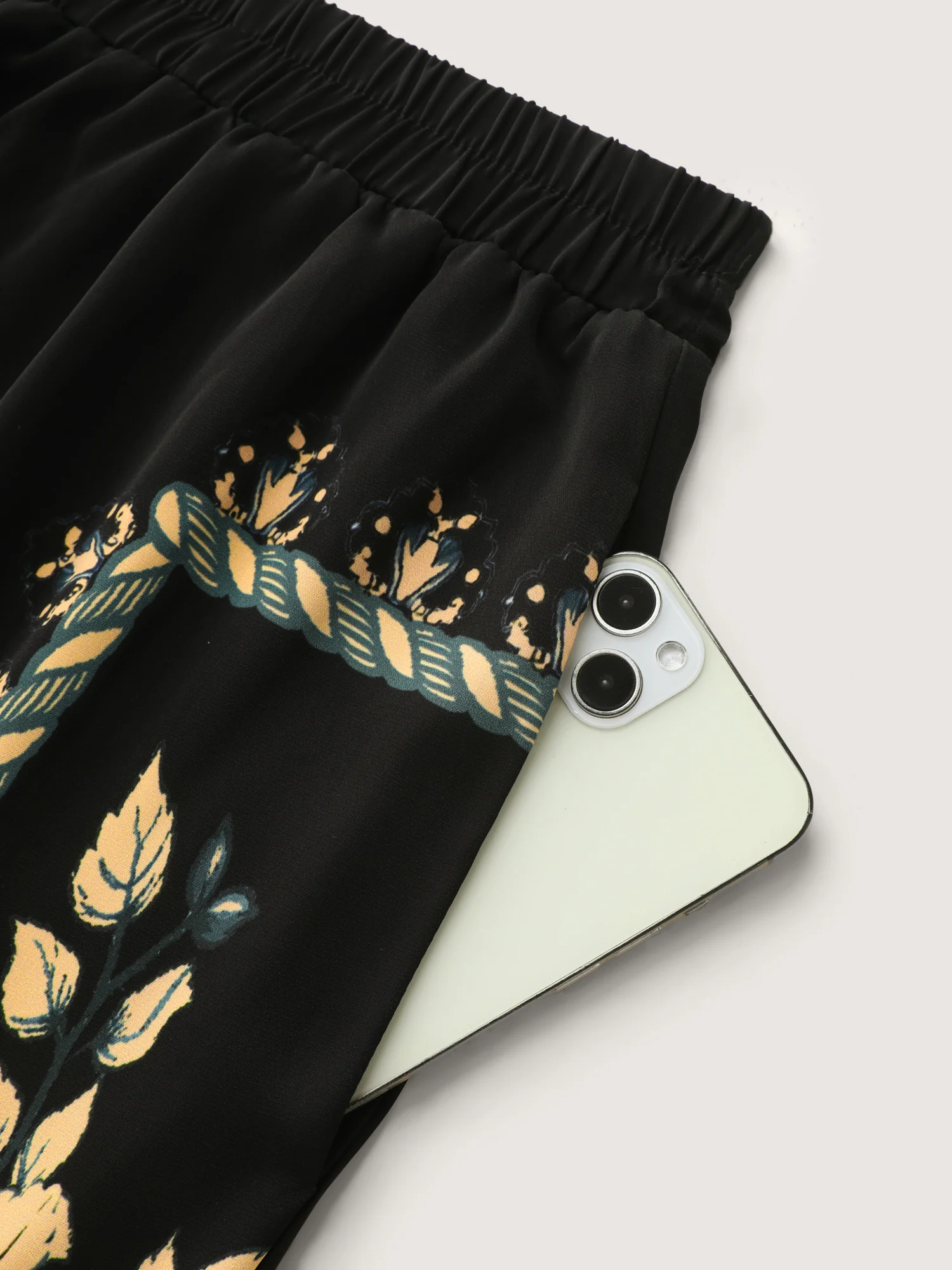 Side Floral Print Wide-Leg Pants - Image 6