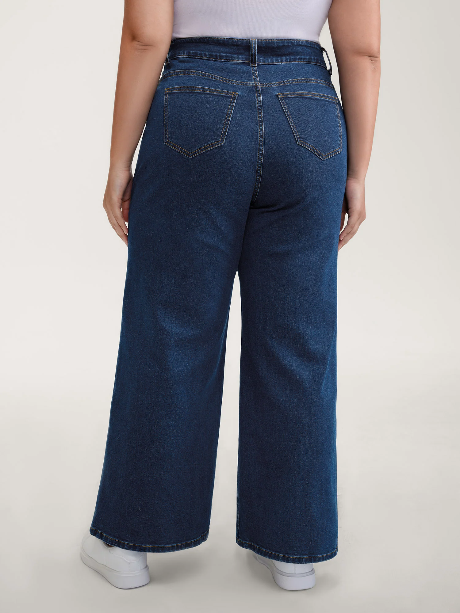 Side Pockets Wide-Leg Jeans - Image 4