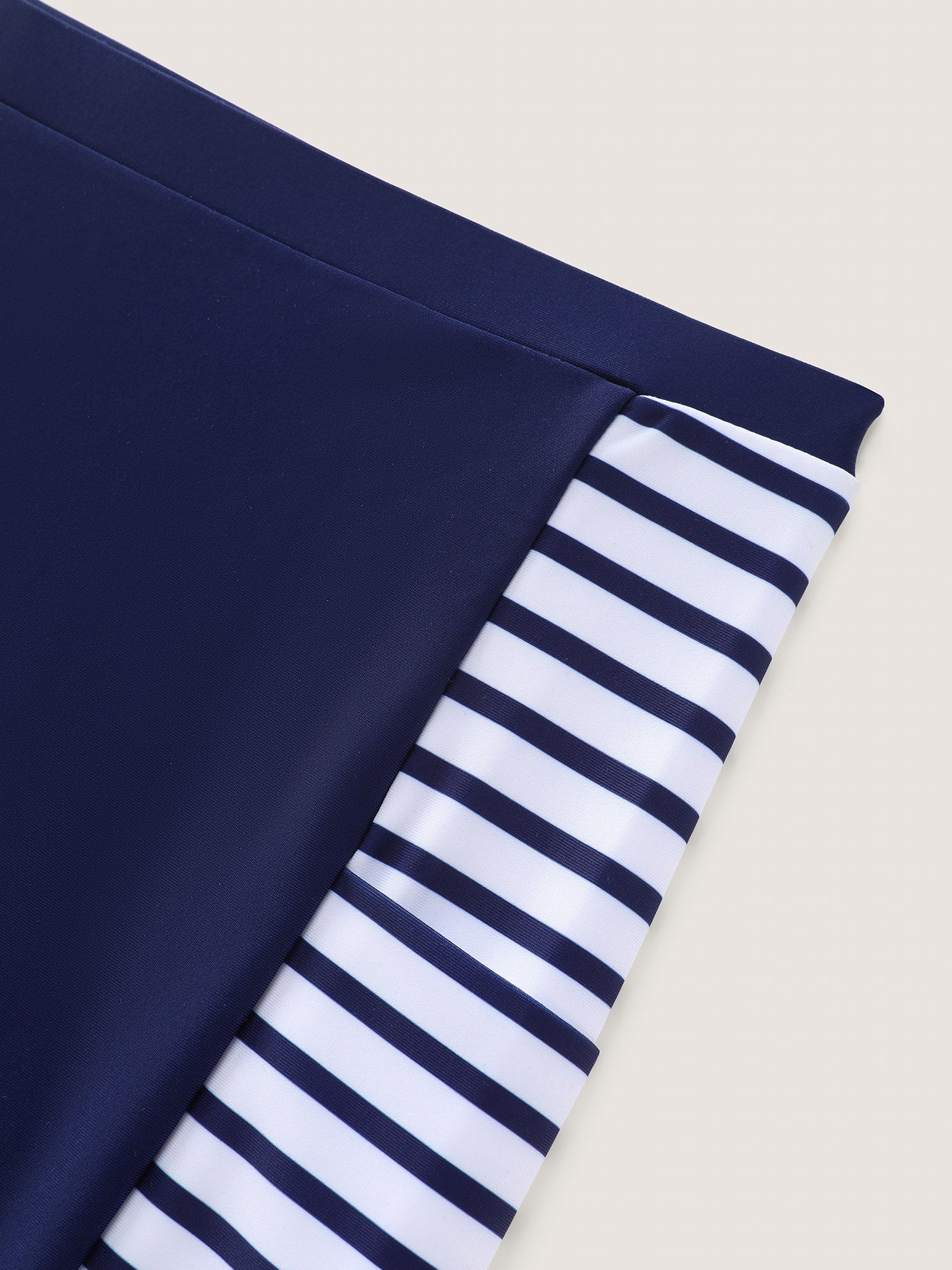Side Striped Print Pockets Swim Shorts - Image 7