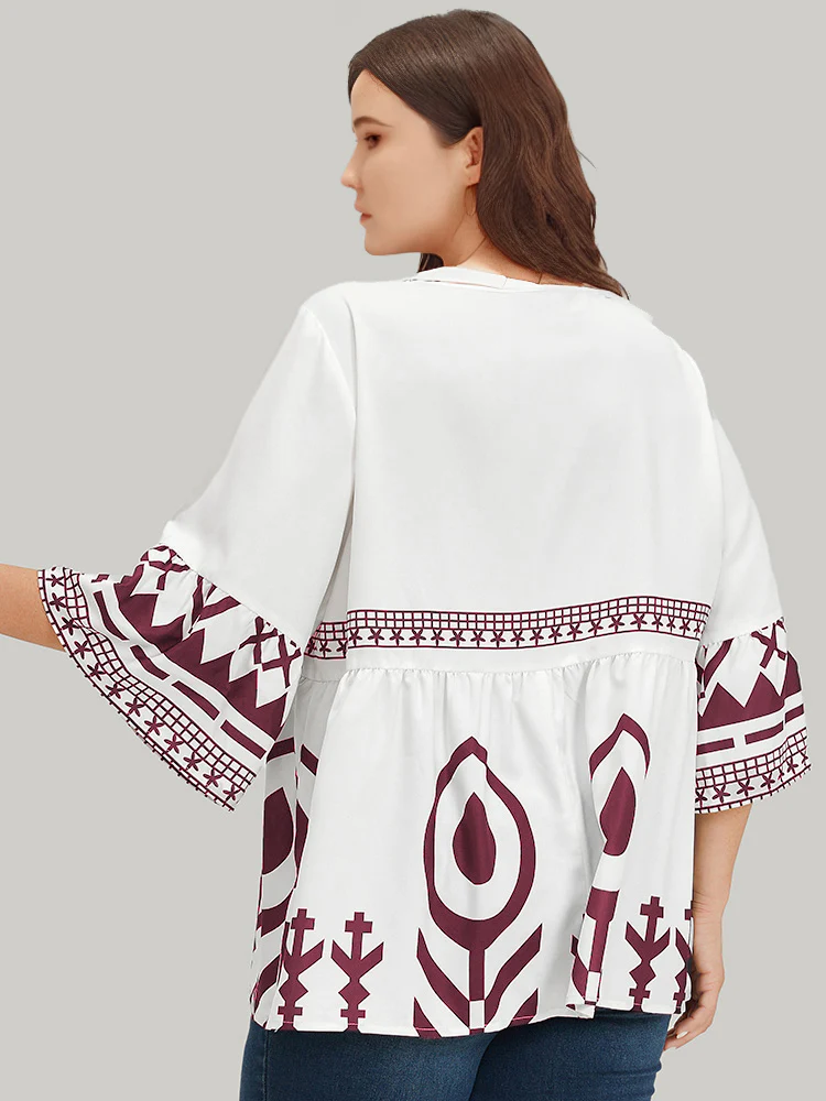 Silhouette Floral Print Bell Sleeve Ruffle Hem Blouse - Image 10