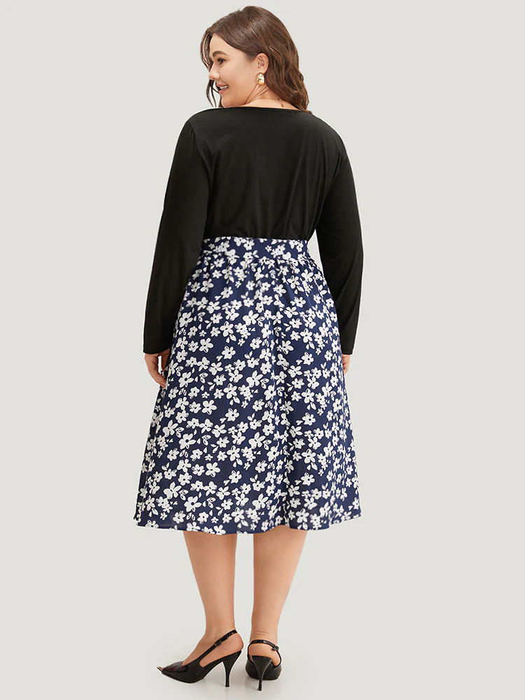 Silhouette Floral Print Belted Button Detail Dress - Image 2